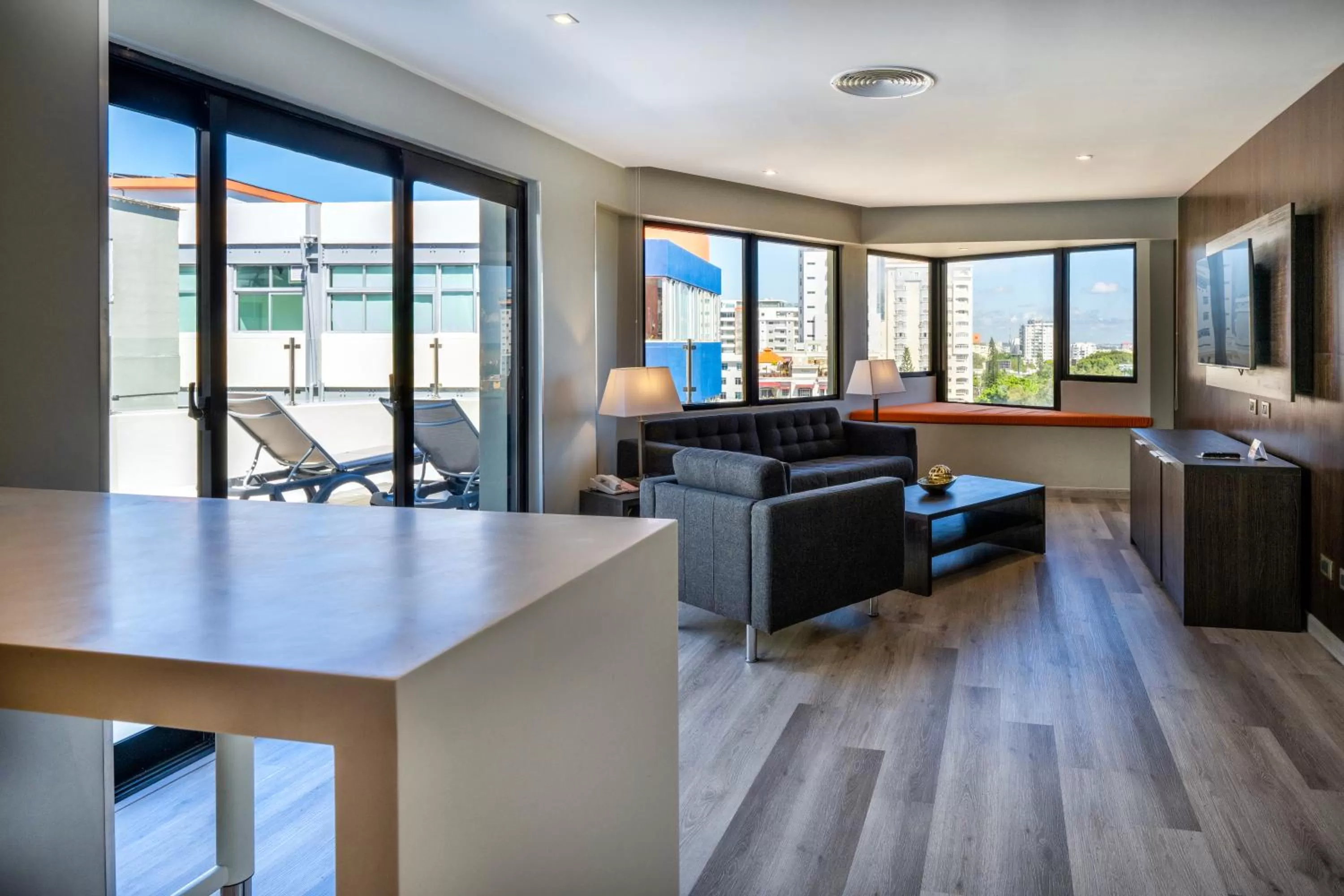 Deluxe Suite with Spa Bath - single occupancy in W&P Santo Domingo