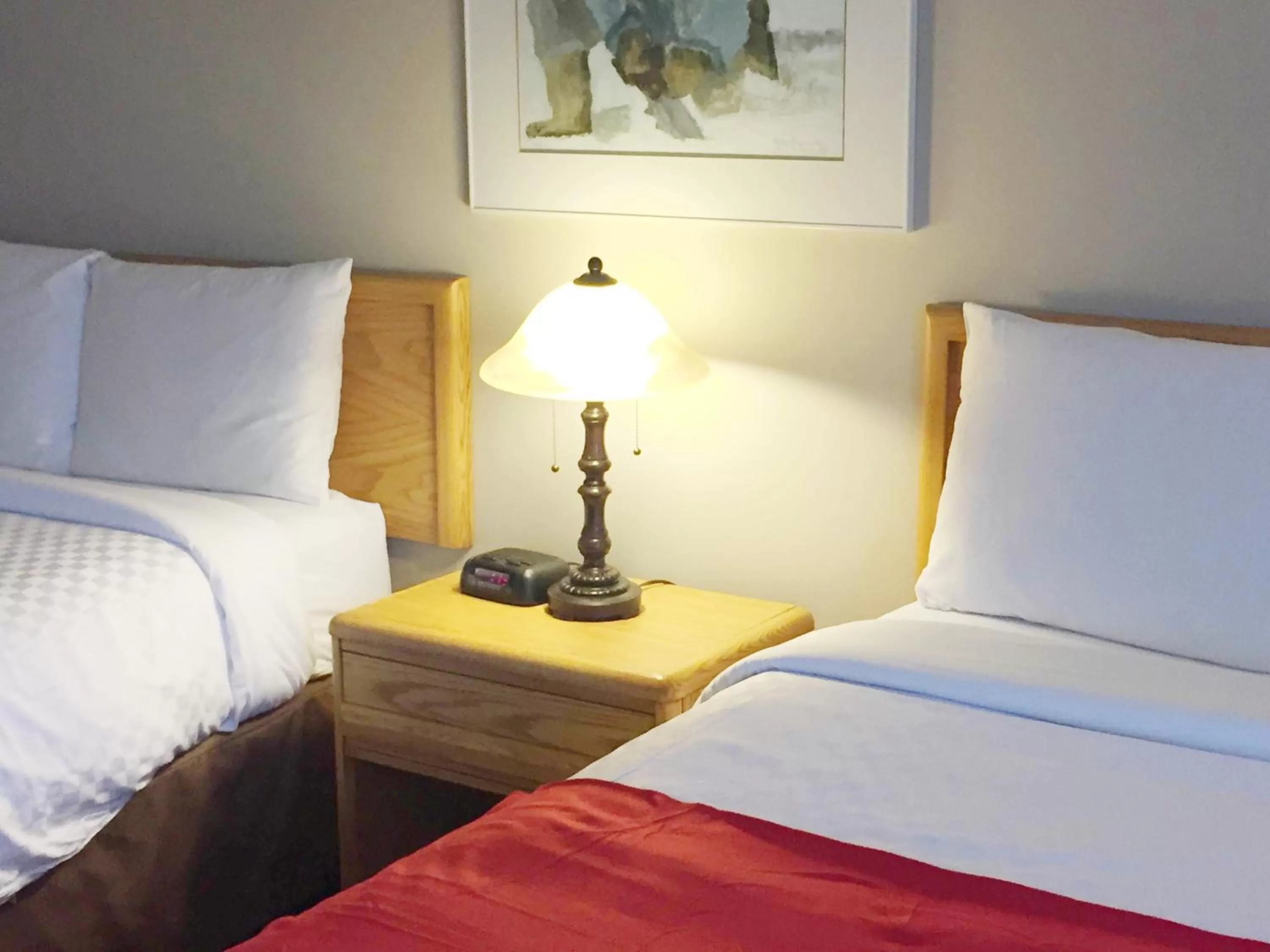 Deluxe Room with Two Double Beds in Auberge du Grand Lac