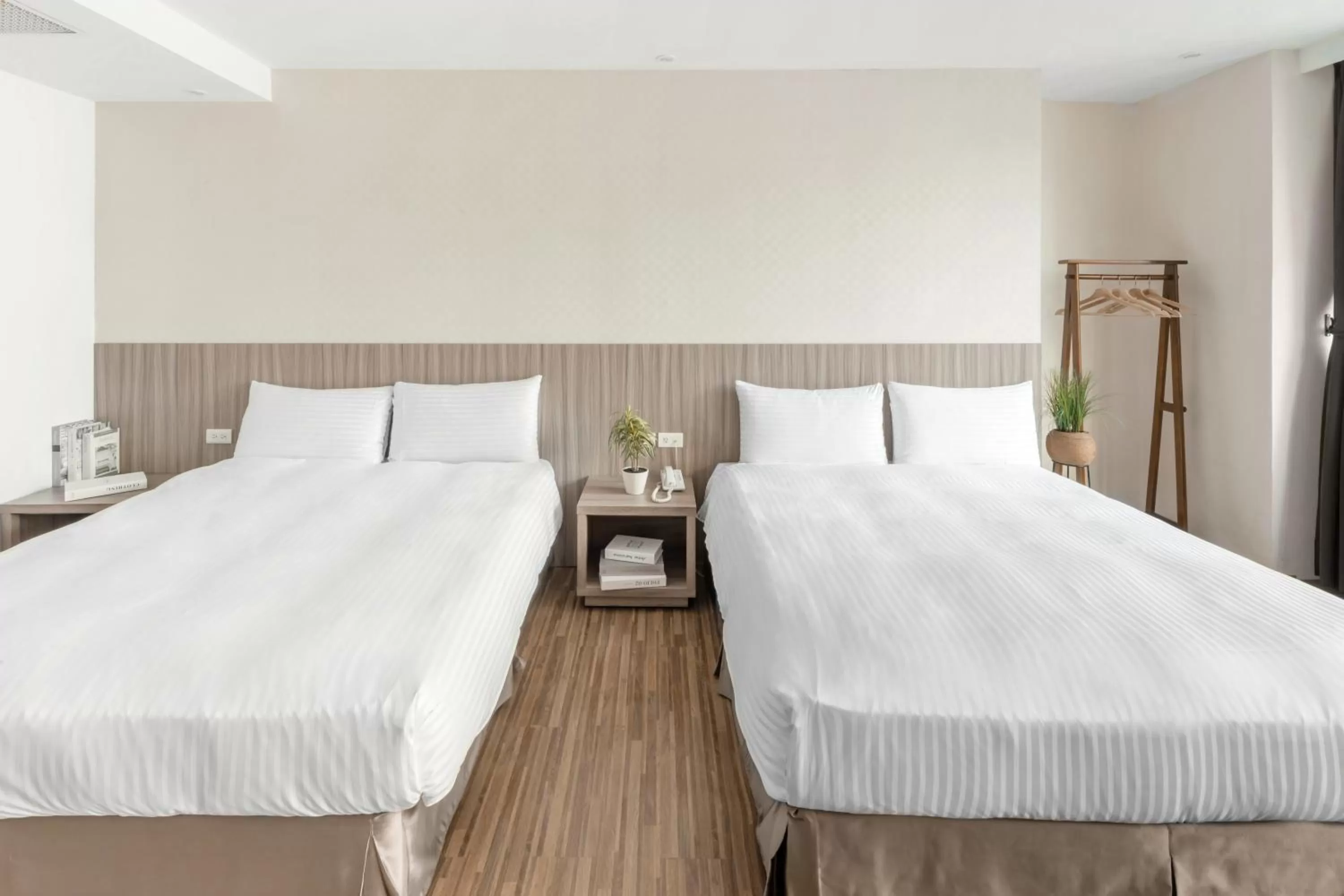 Deluxe Quadruple Room in Hotel Brown - Chihkan Branch