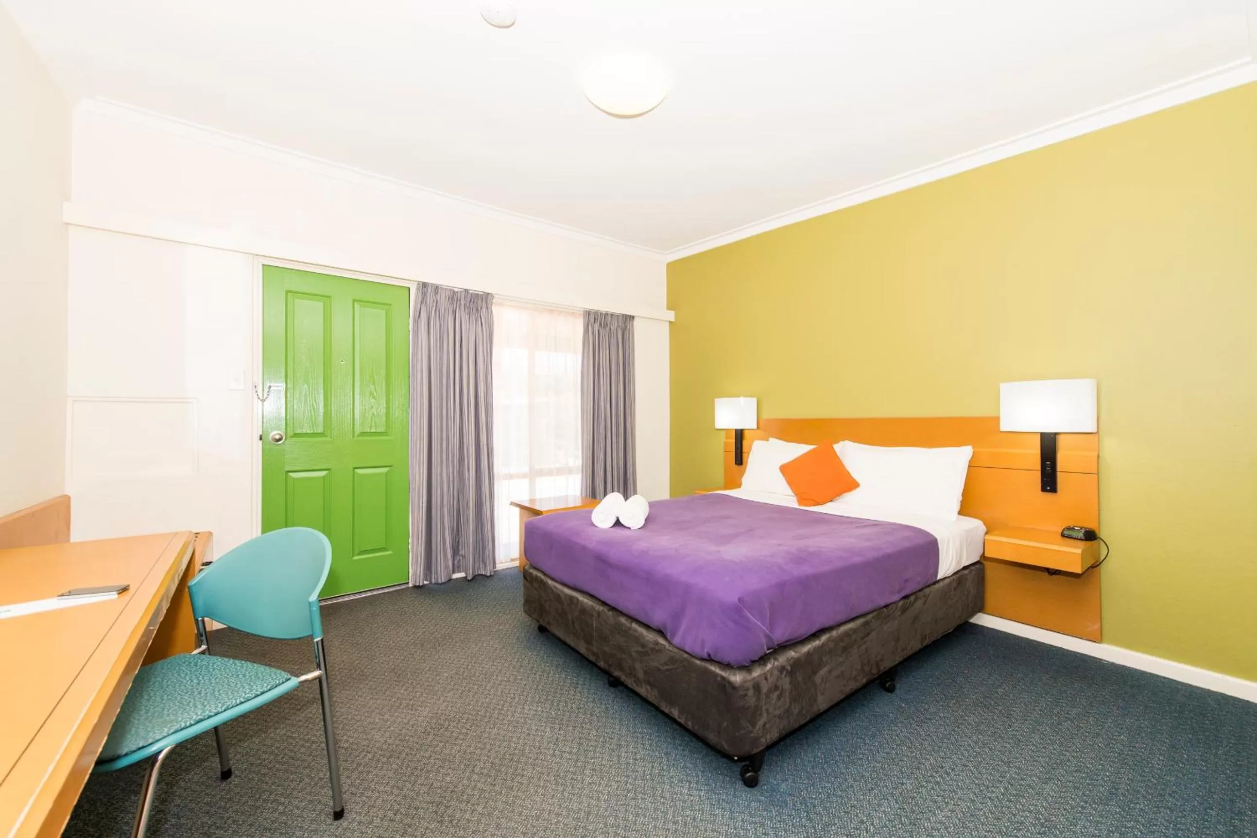 Standard Room with One Queen Bed and Two Single Beds in ibis Styles Geraldton