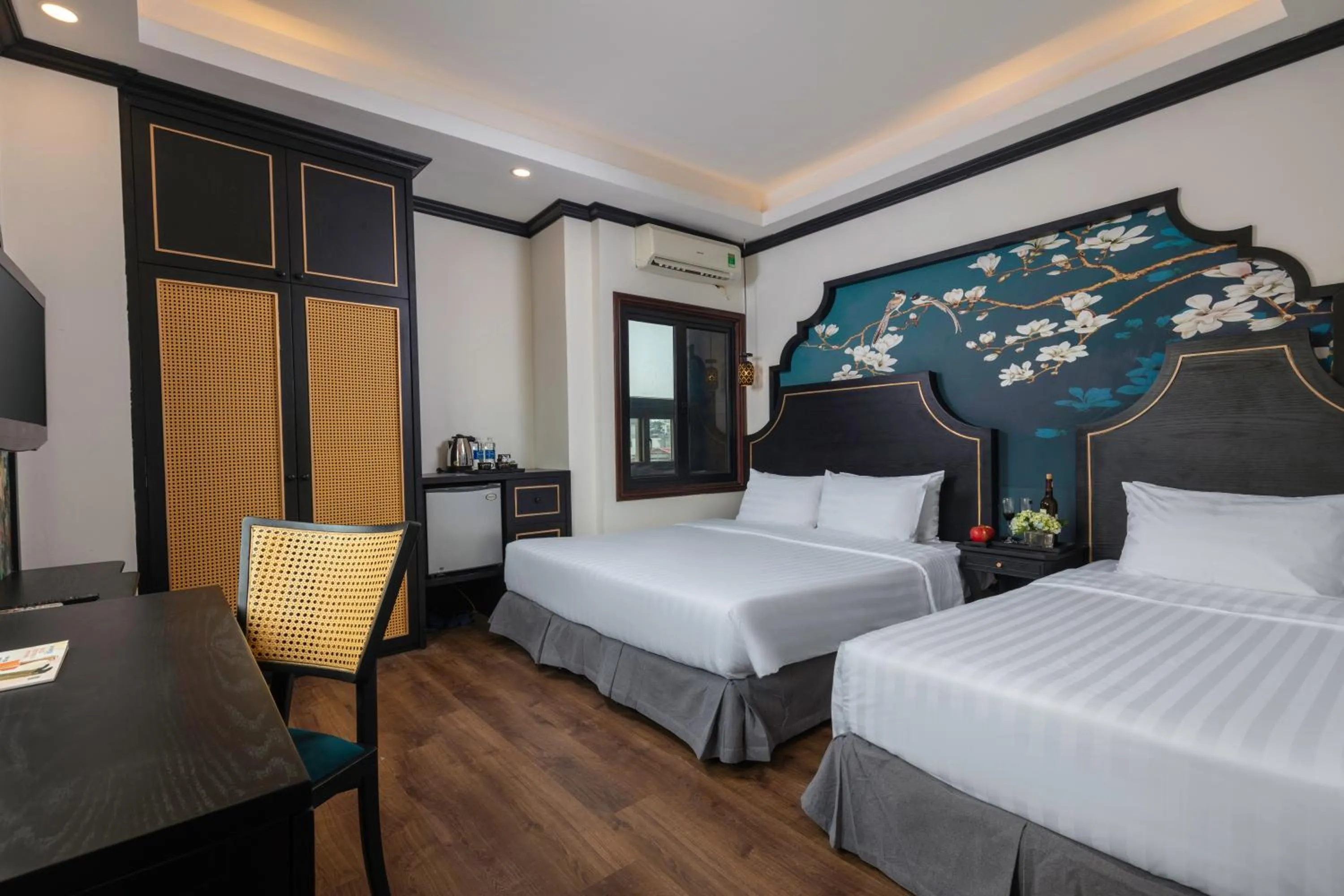 Superior Family Room in Queen Light Hotel - Ha Noi Old Quater
