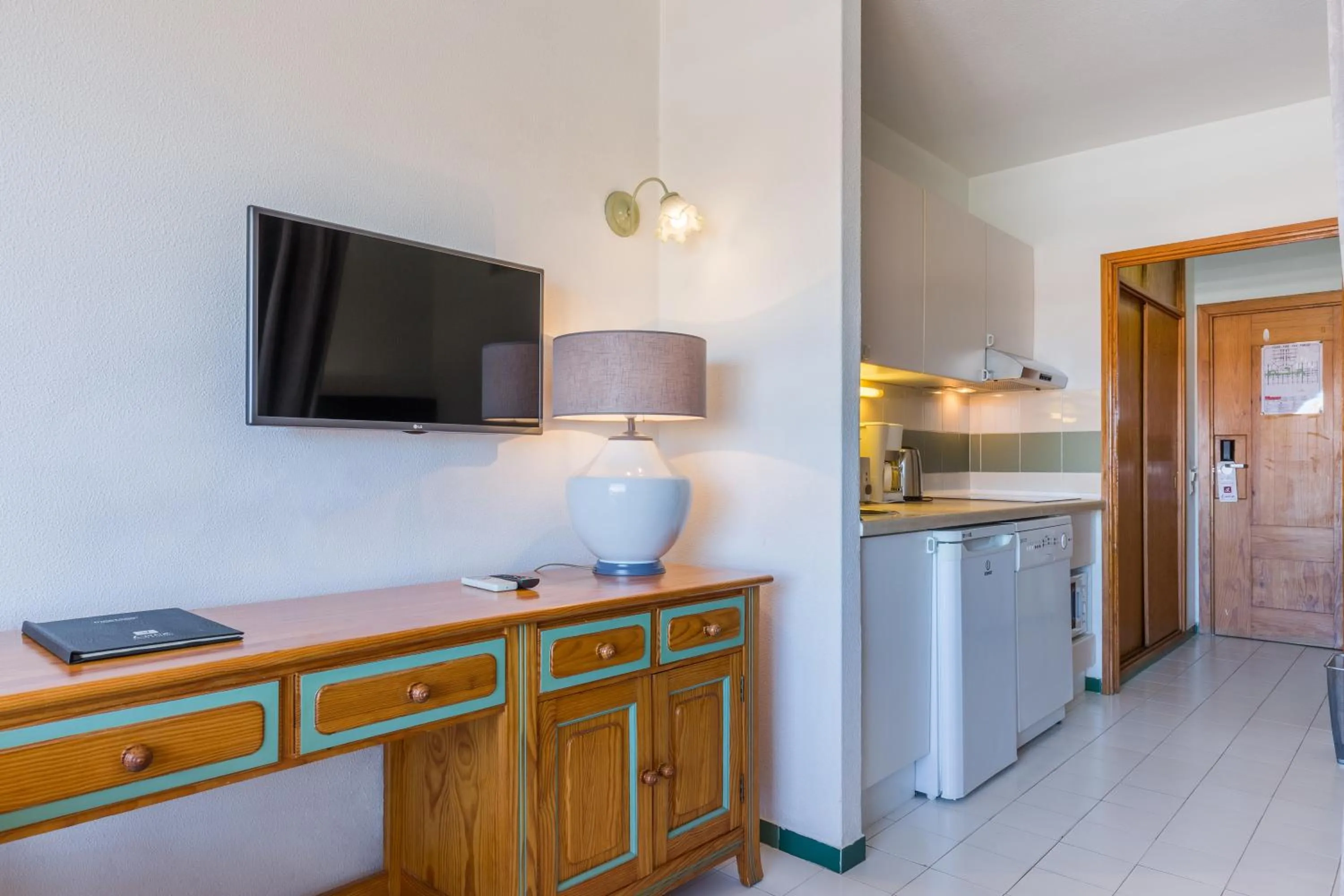 Studio with Balcony in Luna Hotel da Oura