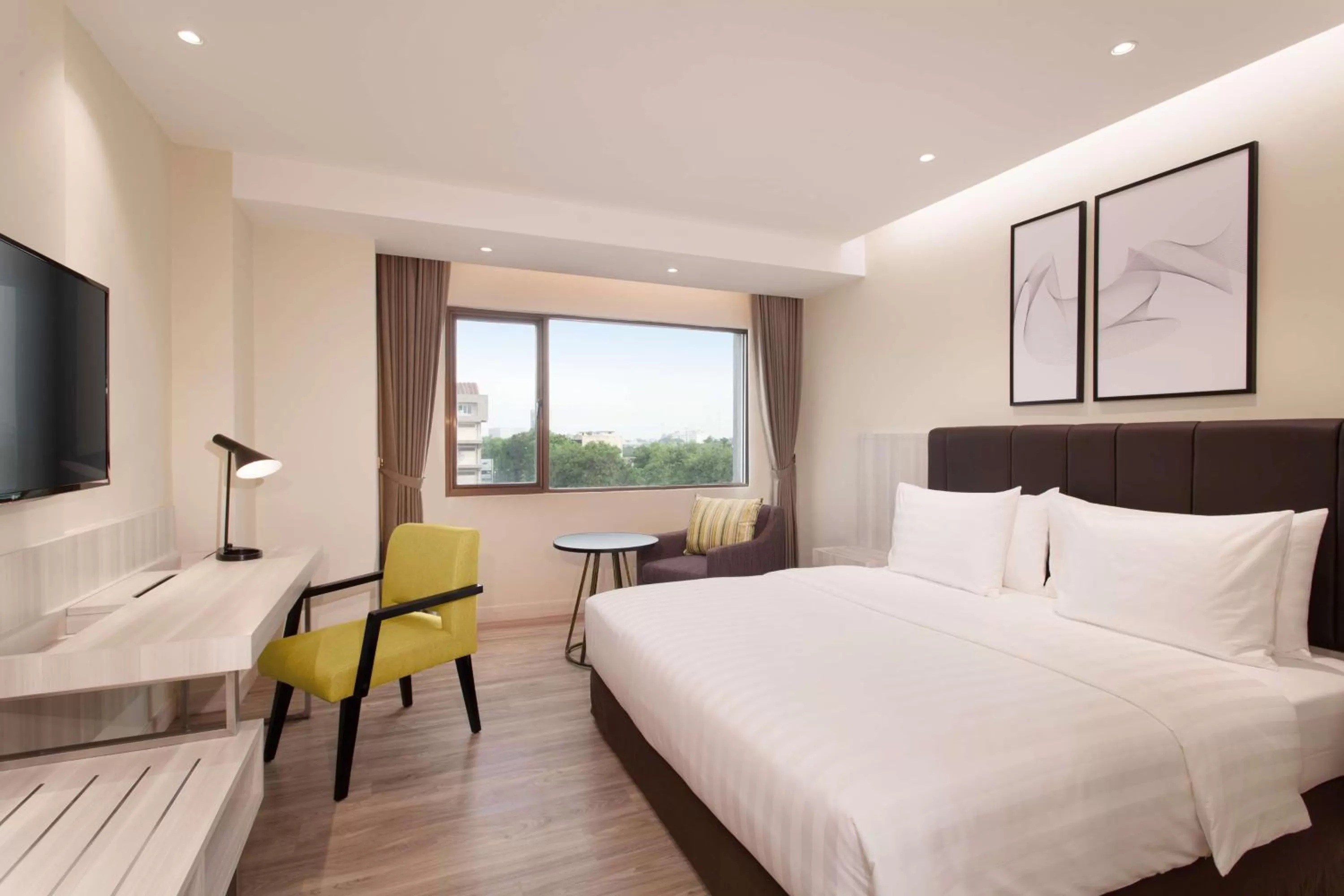 Deluxe Double or Twin Room in AIHO Hotel Medan