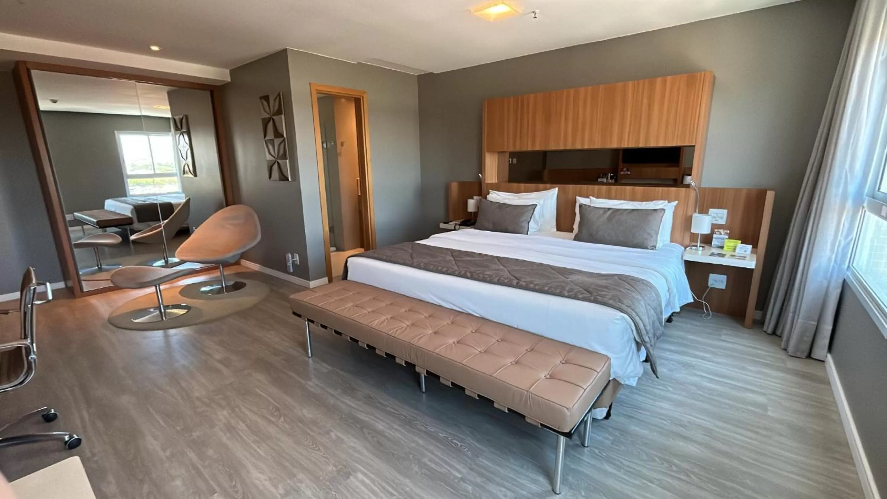 Deluxe King Suite - single occupancy in Jade Hotel Brasília