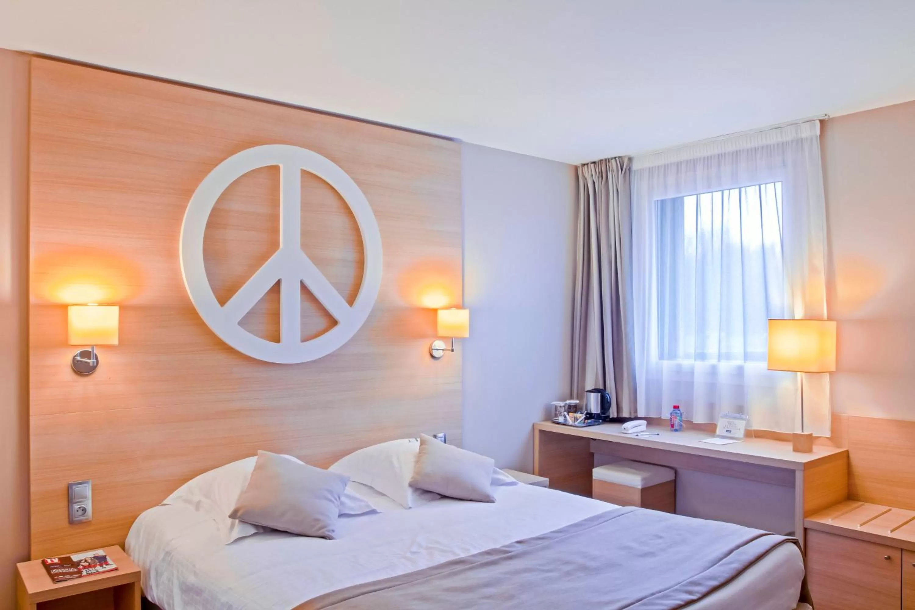 Superior Double Room - Outbuilding in Best Western Bourgoin Jallieu