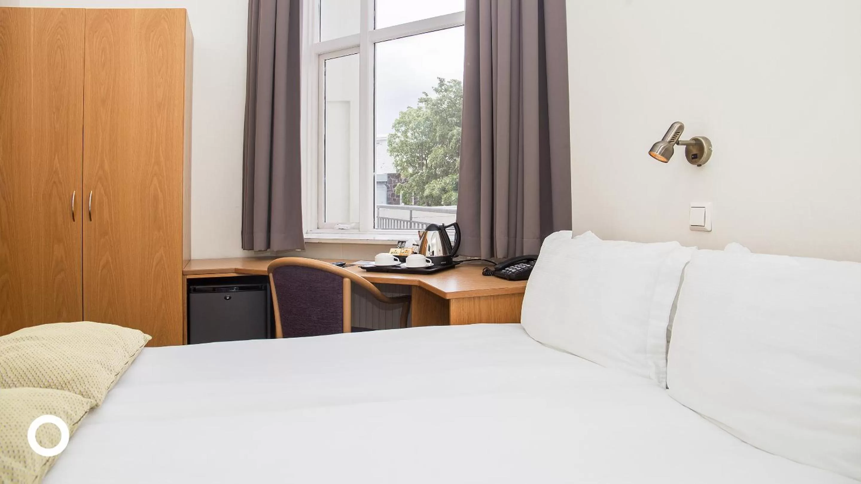 Standard Twin Room in Center Hotels Skjaldbreid