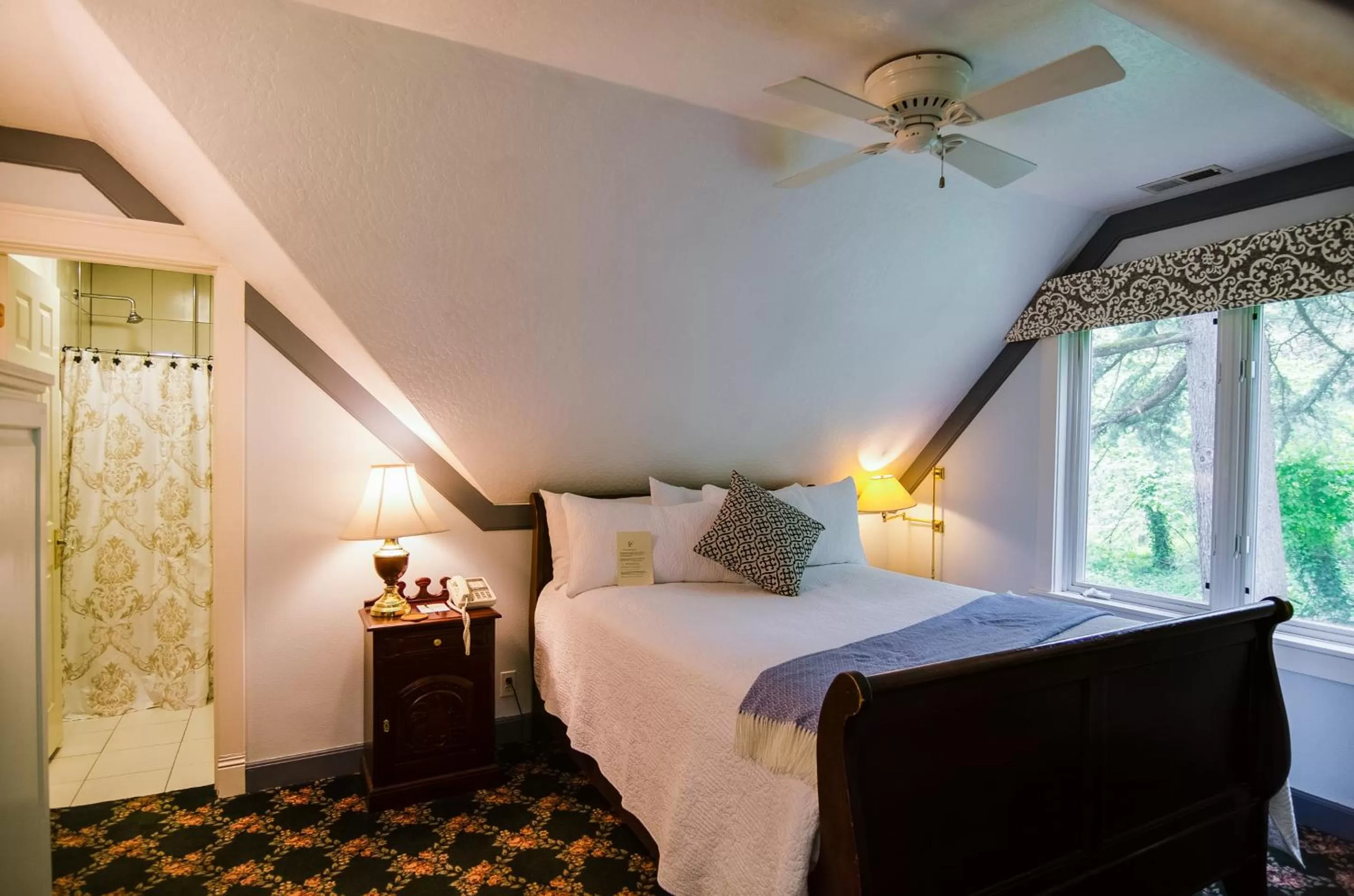 Double Room with Garden View in The Campbell House Inn