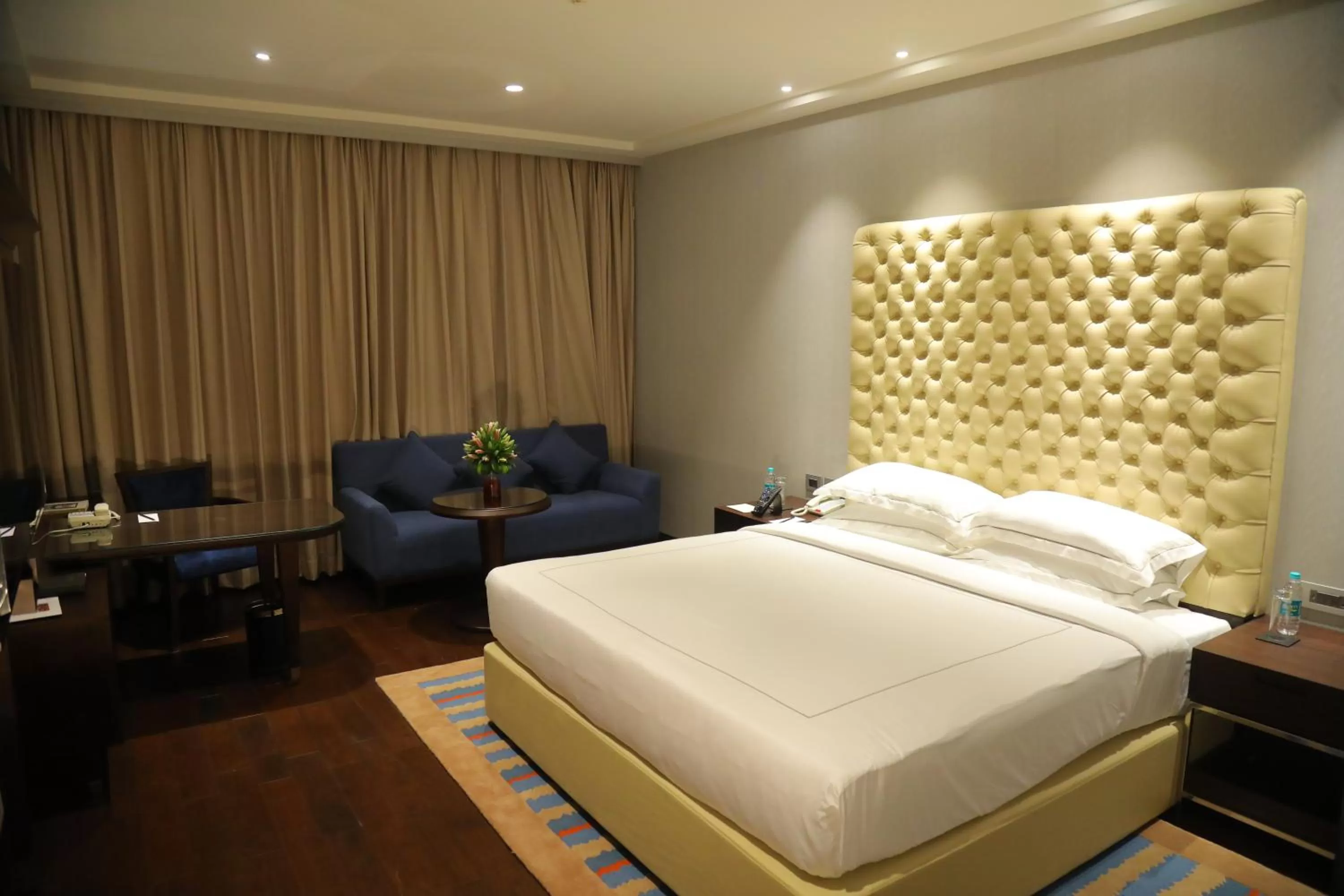 Premium Room King Bed - single occupancy in Taj Deccan