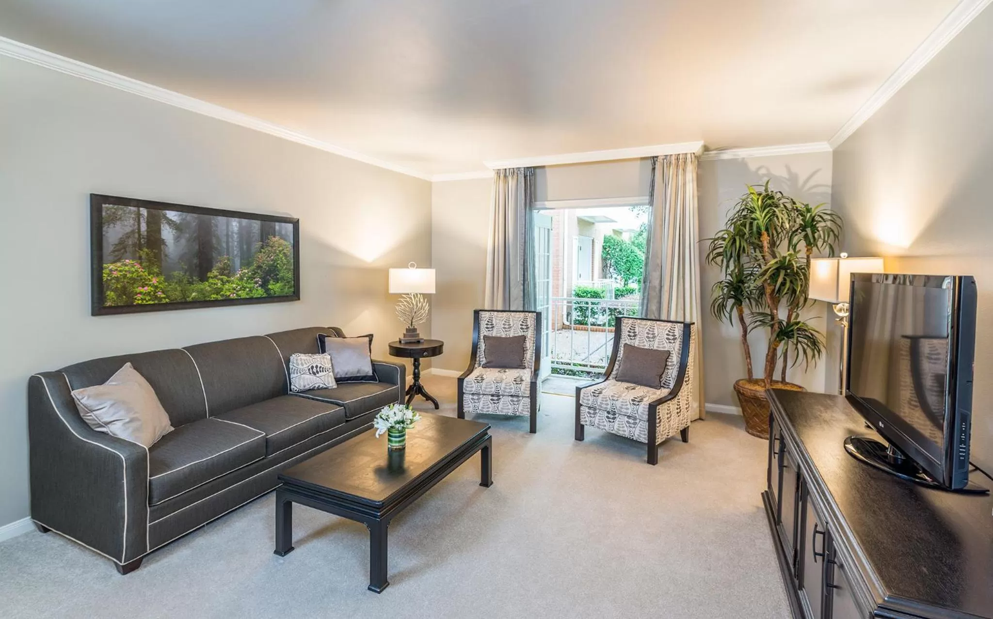 One-Bedroom King Suite in Cooper Hotel Conference Center & Spa