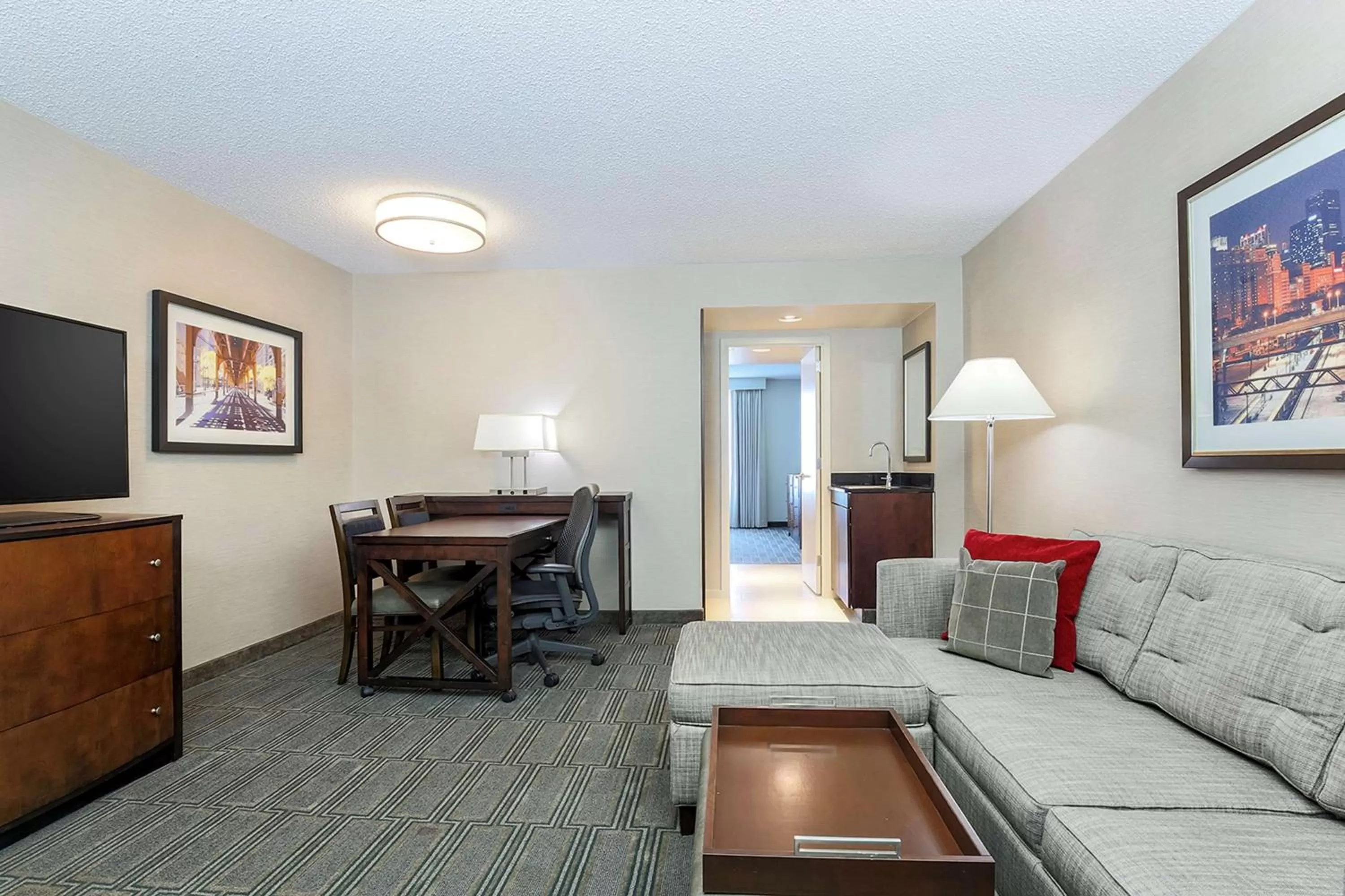 One-Bedroom King Suite in Embassy Suites by Hilton Chicago Lombard