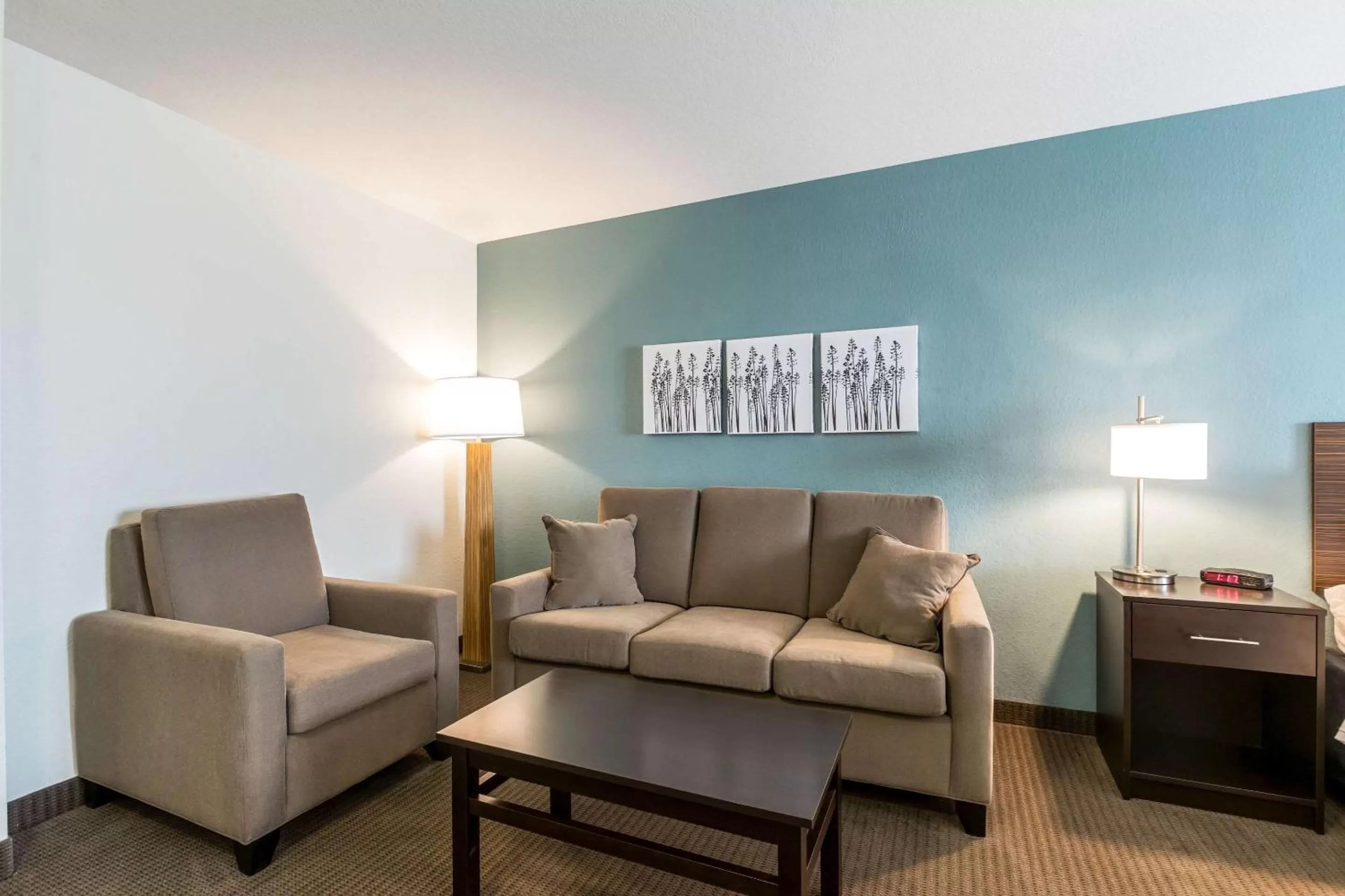 King Suite - Accessible/Non-Smoking in Sleep Inn & Suites West Des Moines near Jordan Creek