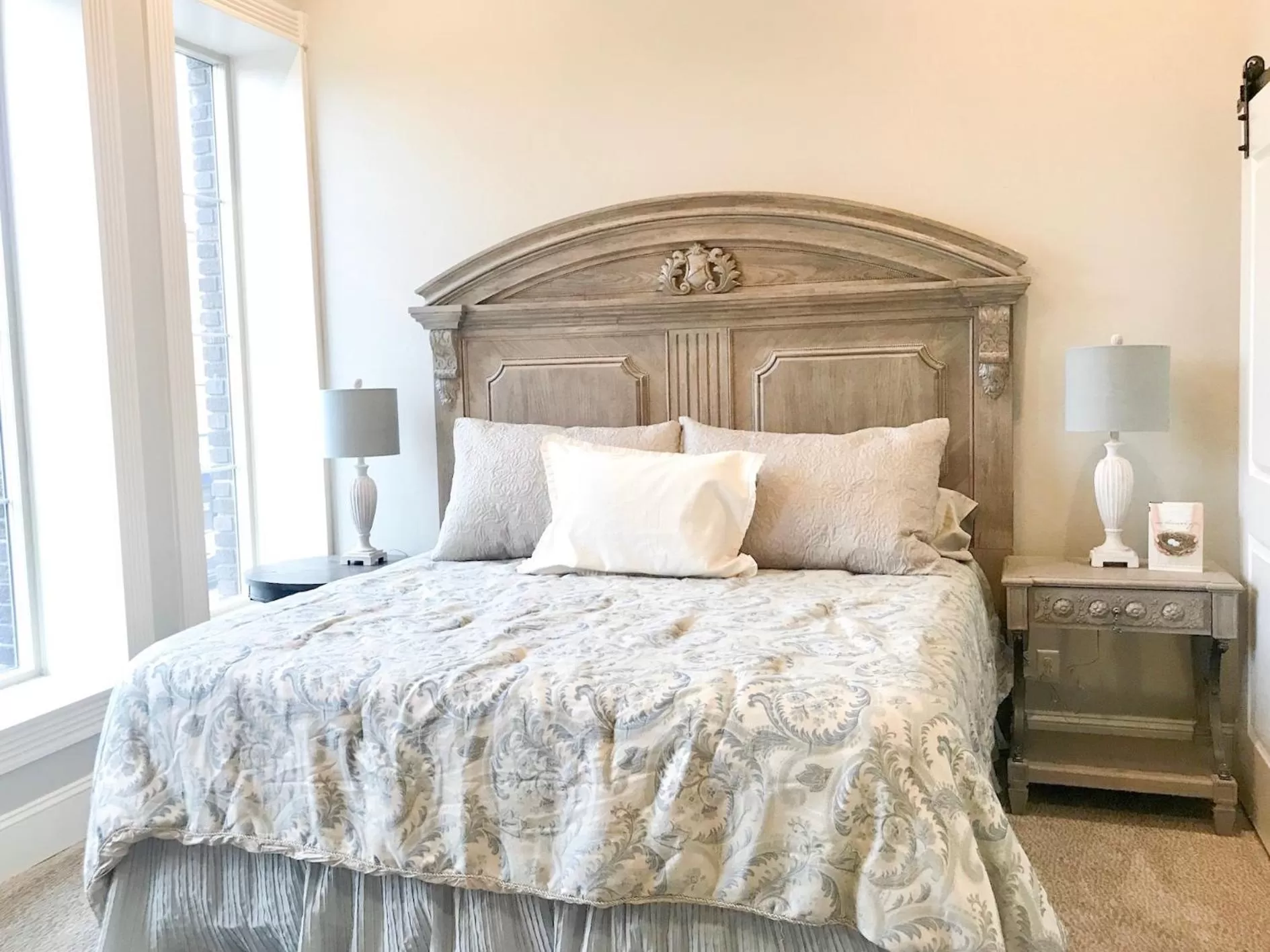 King Studio with Sofa Bed in Inn On Central