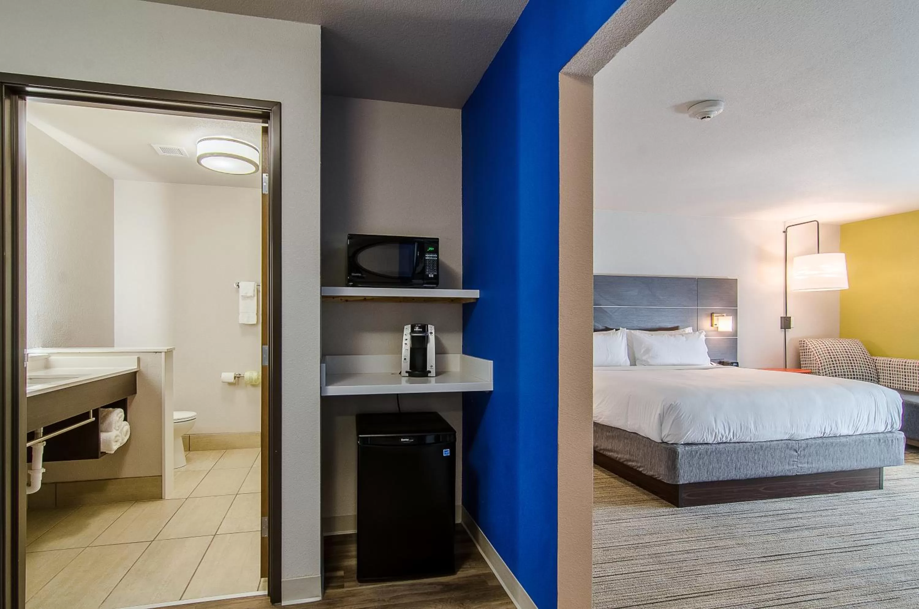 Superior King Room in Holiday Inn Express & Suites - Atchison by IHG