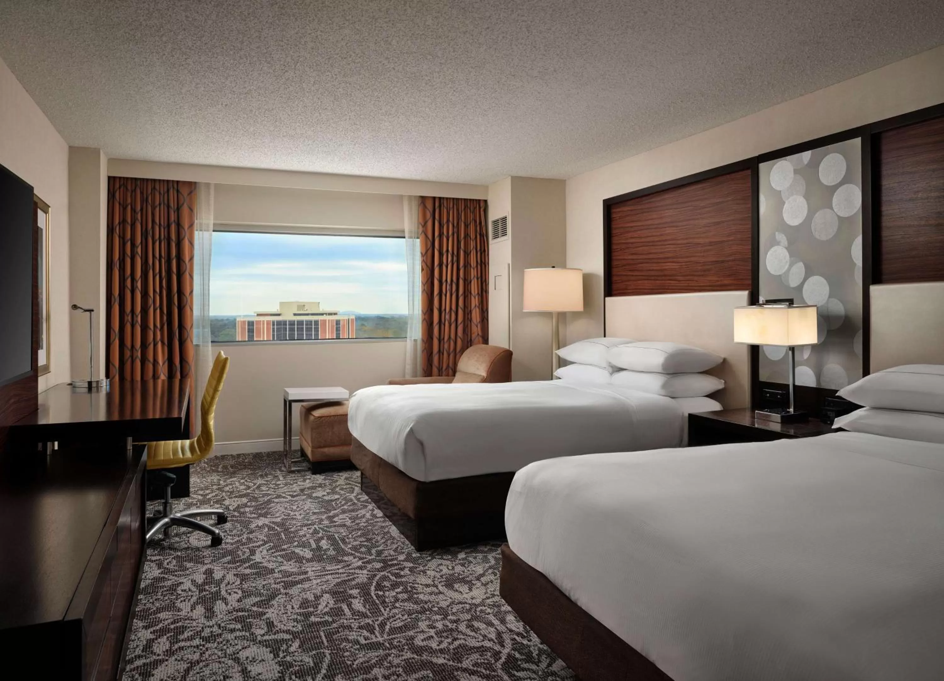 Queen Room with Two Queen Beds in Hilton Atlanta Airport