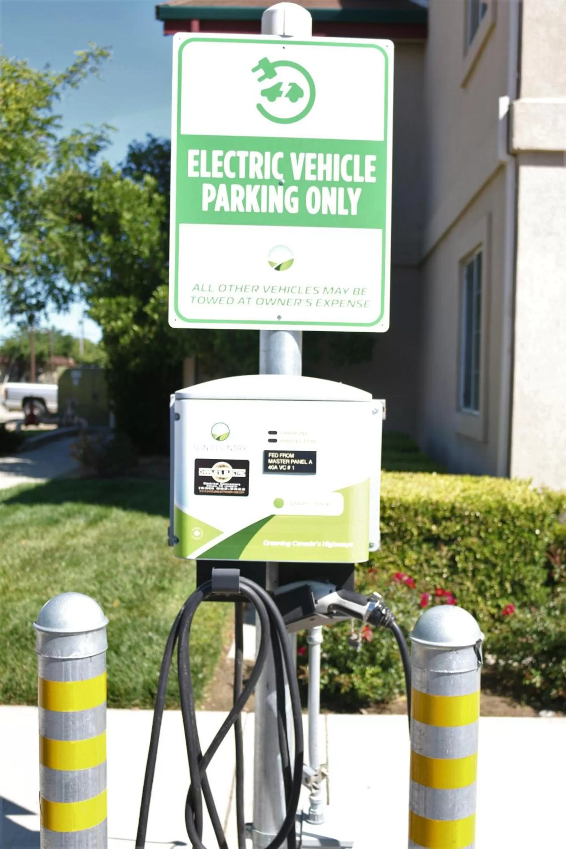 Queen Room with Two Queen Beds in Granzella's Inn