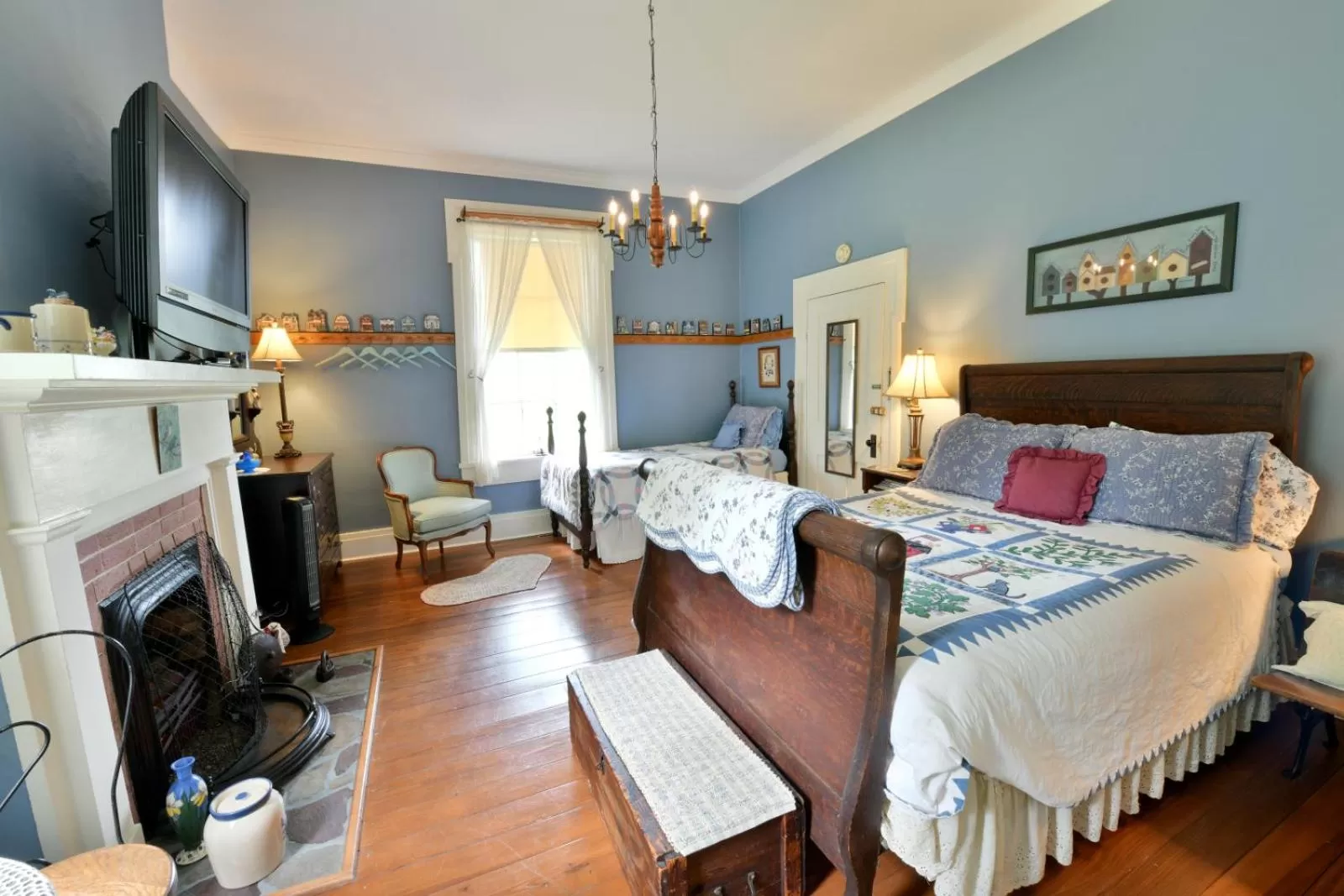 Deluxe Queen Room - single occupancy in The Pines of Dresden