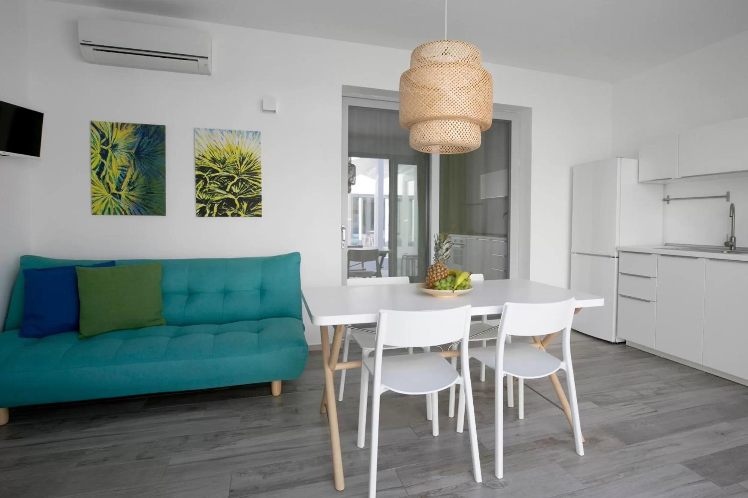 Two-Bedroom Apartment in Camarò Favignana