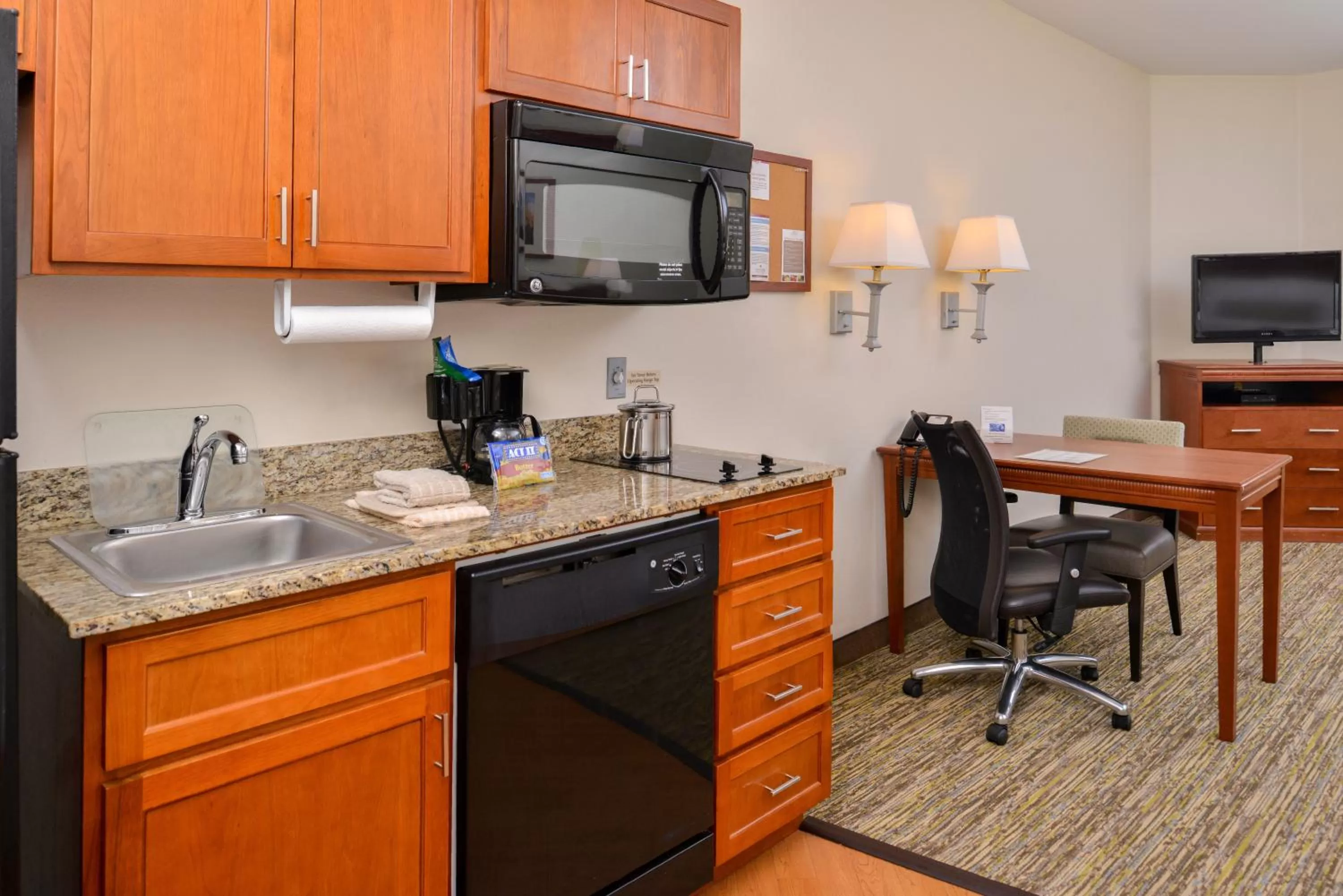 Studio Queen Suite in Candlewood Suites Abilene by IHG
