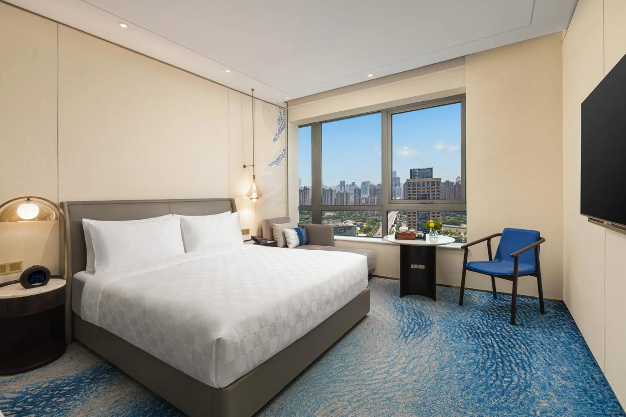 Standard Room in HUALUXE Shanghai Changfeng Park - Park Lake View