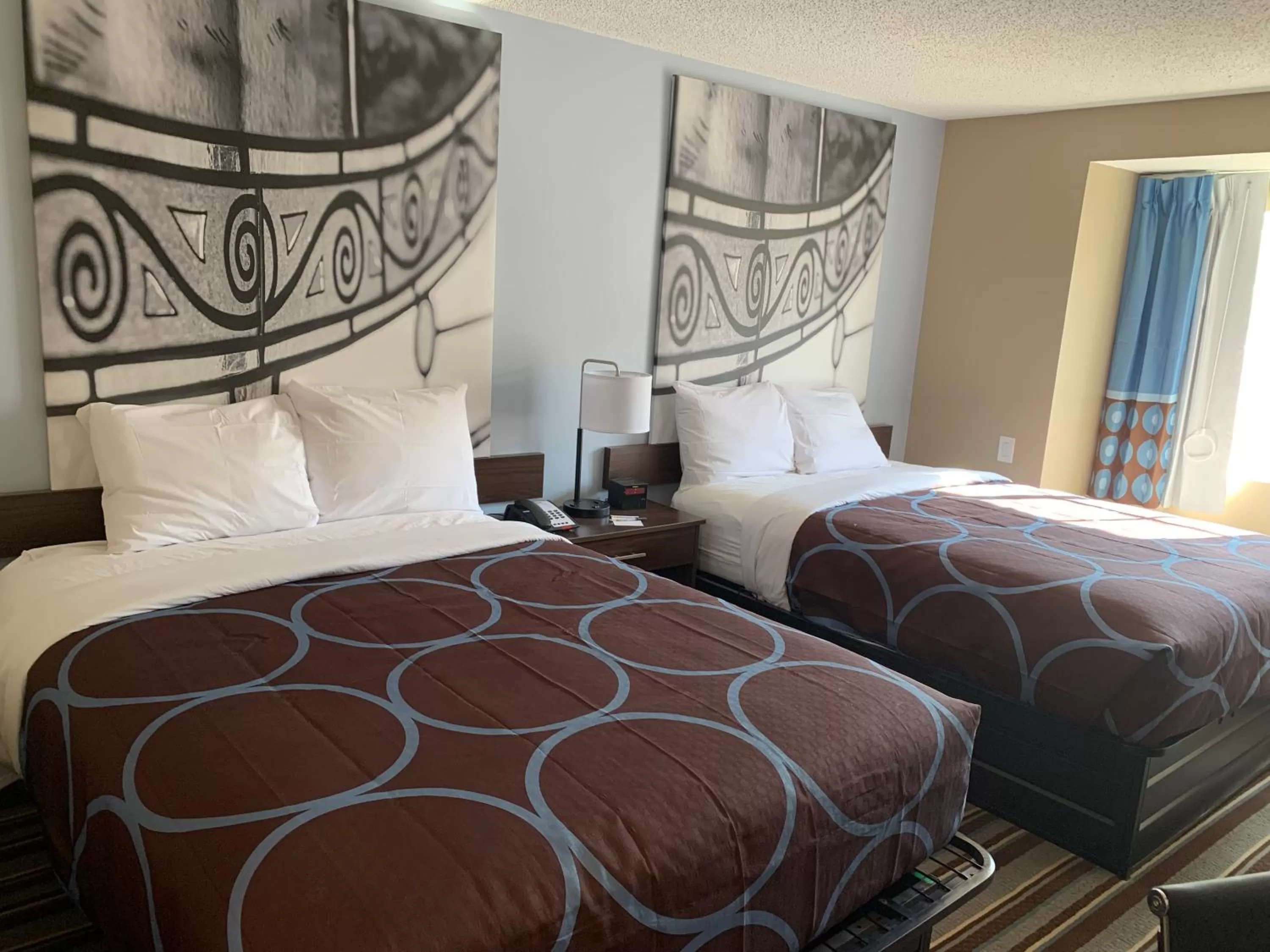 Queen Room with Two Queen Beds - Non-Smoking in Super 8 by Wyndham Joliet