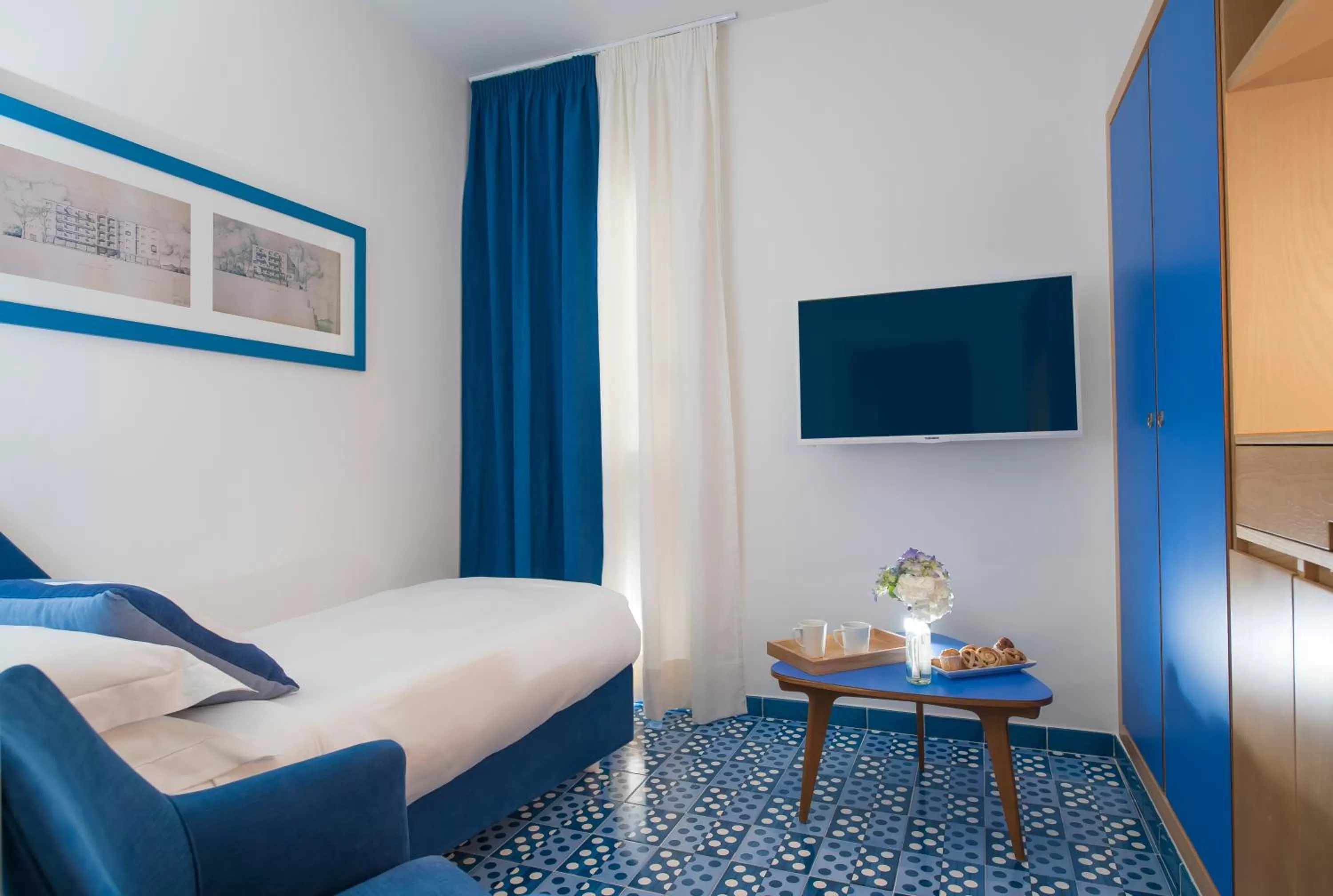 Family Room with Park View in Parco dei Principi