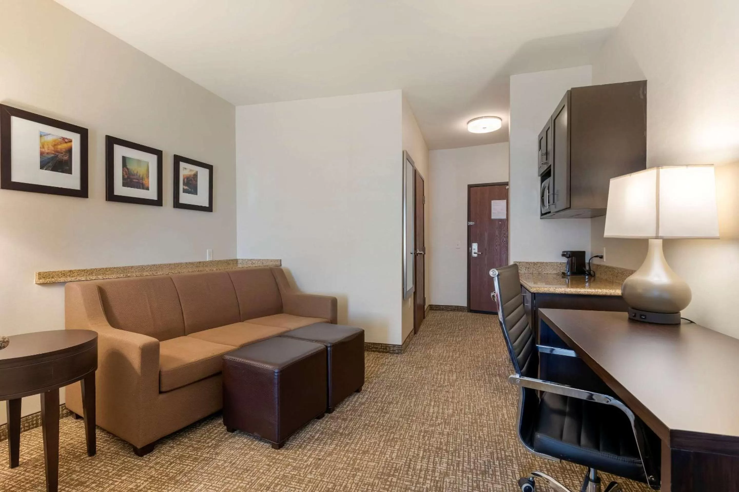 Suite, 1 King Bed with Sofa Bed, Non Smoking in Comfort Suites Ontario Airport Convention Center
