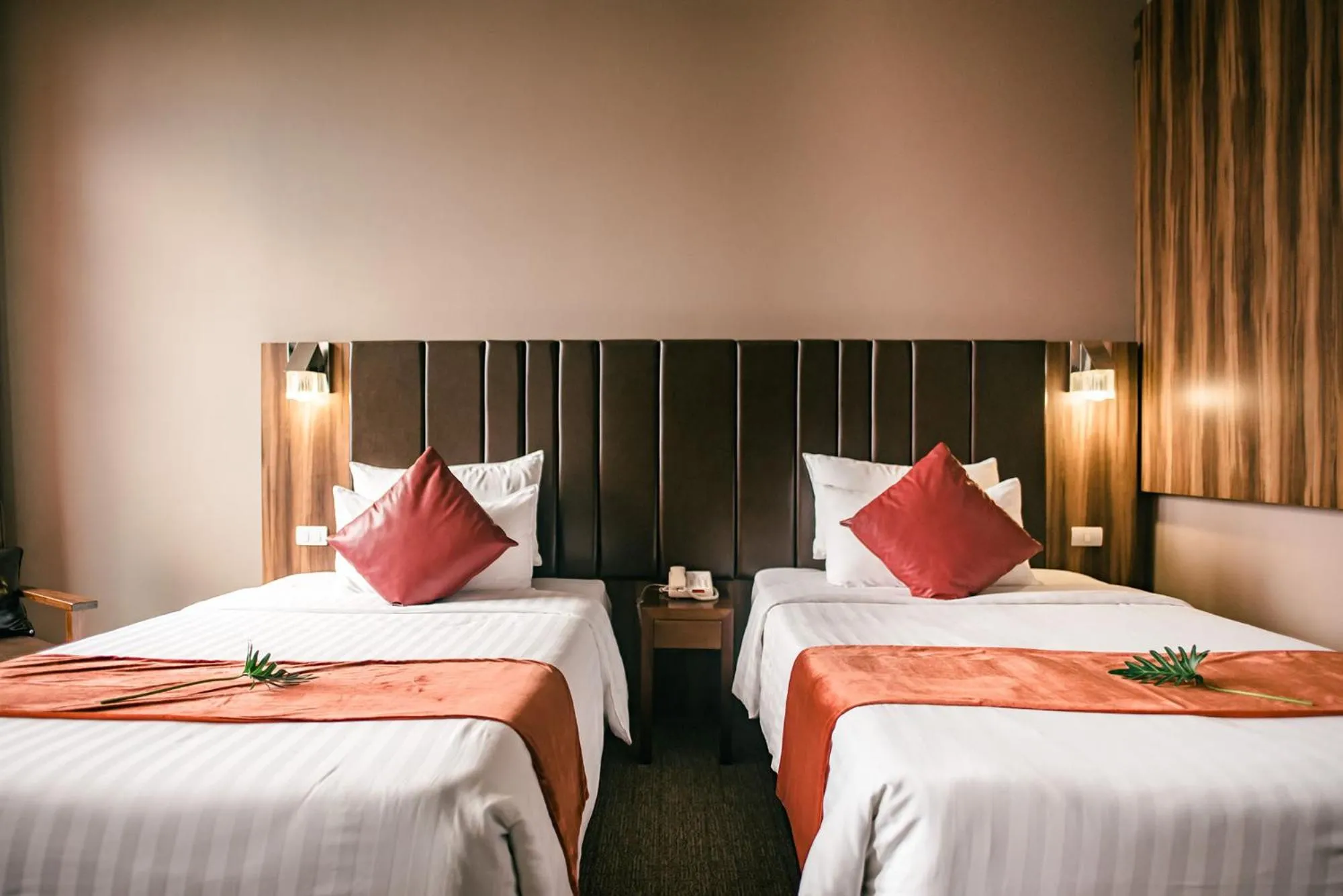 Superior Twin Room in Grand Howard Hotel Bangkok