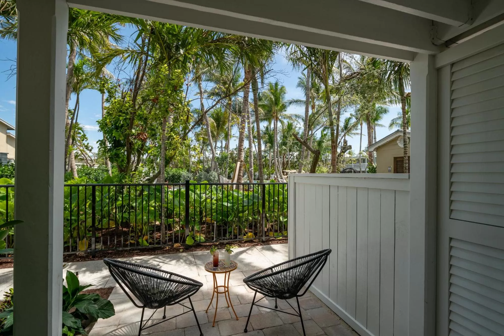 Premium Room 1 King Bed Poolside Patio Accessible in Havana Cabana at Key West