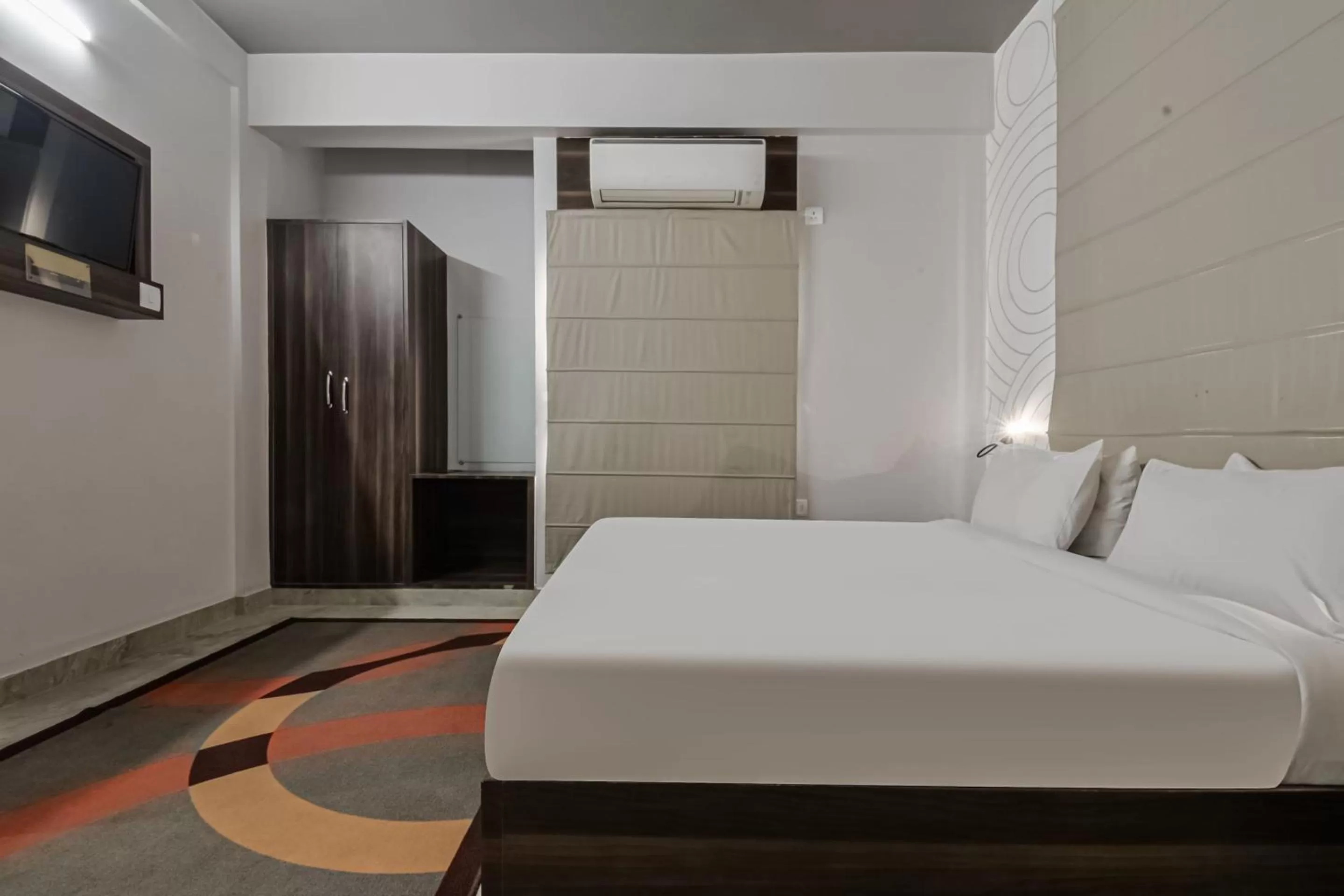 Standard Double Room - single occupancy in Super Townhouse Vidya Vihar