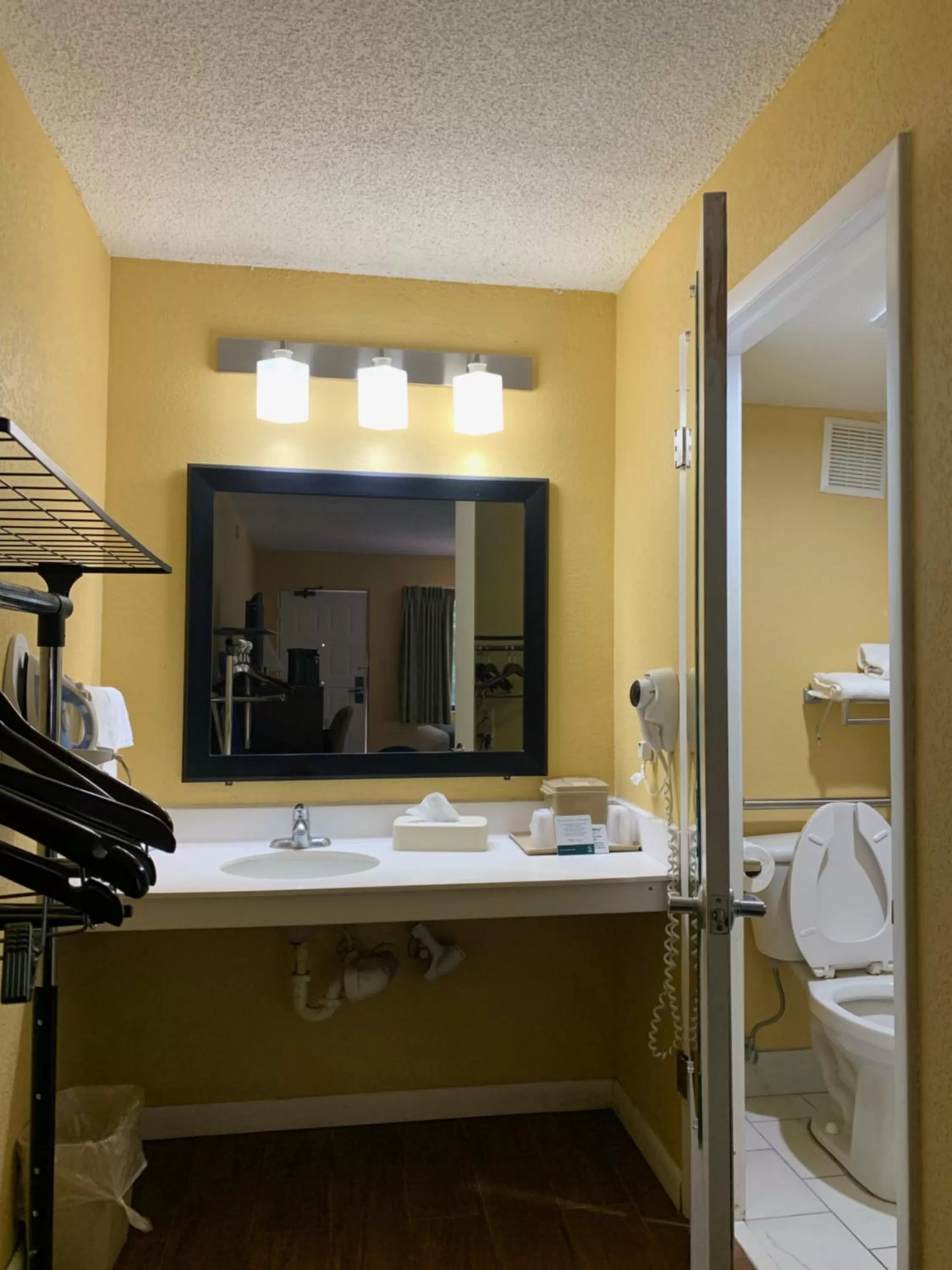 Queen Room with Two Queen Beds - Accessible/Non-Smoking  in Quality Inn Gainesville near University