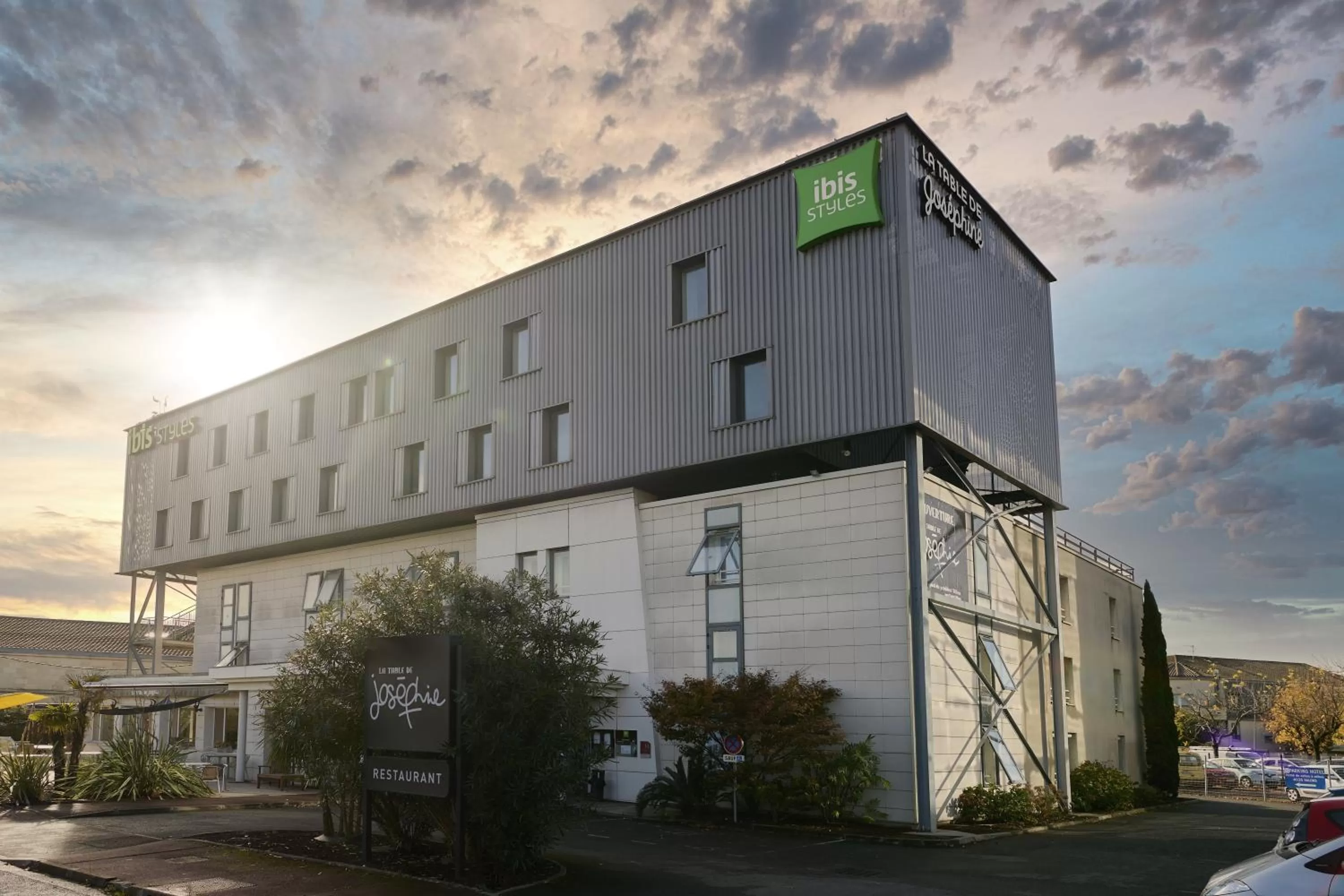 ibis Styles Bordeaux Begles Arena