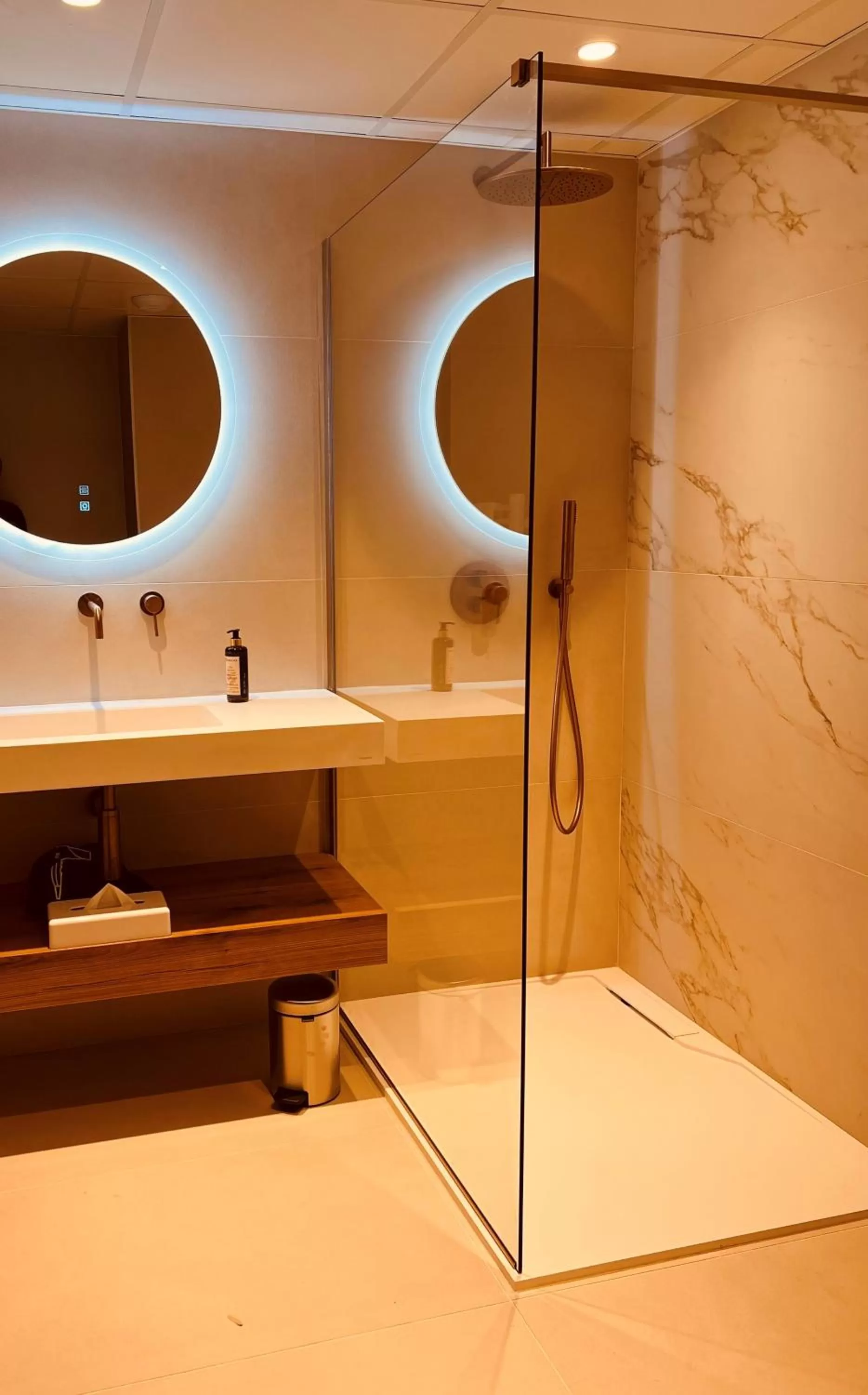 Deluxe Suite in Hôtel Spa Restaurant La Madrague