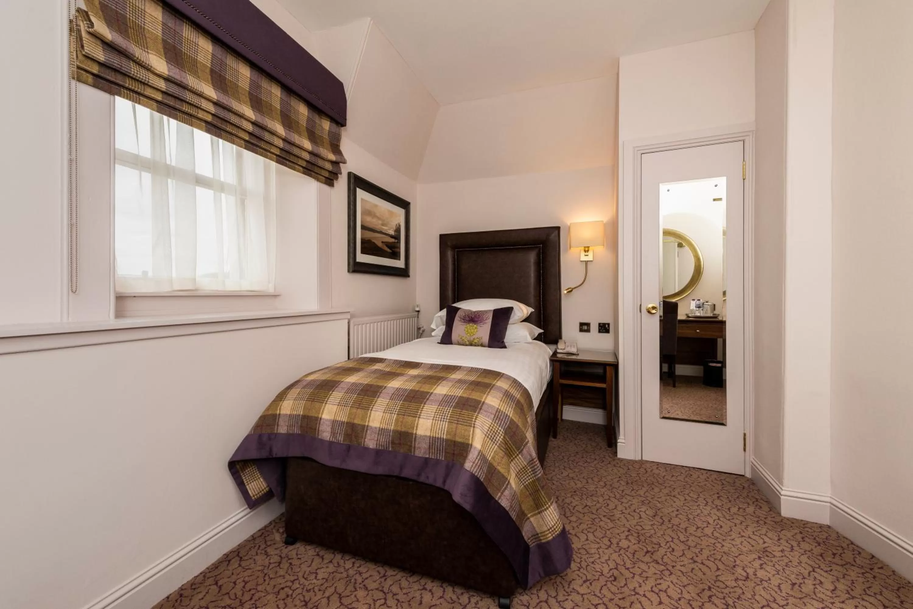 Standard Single Room in Macdonald Inchyra Hotel & Spa