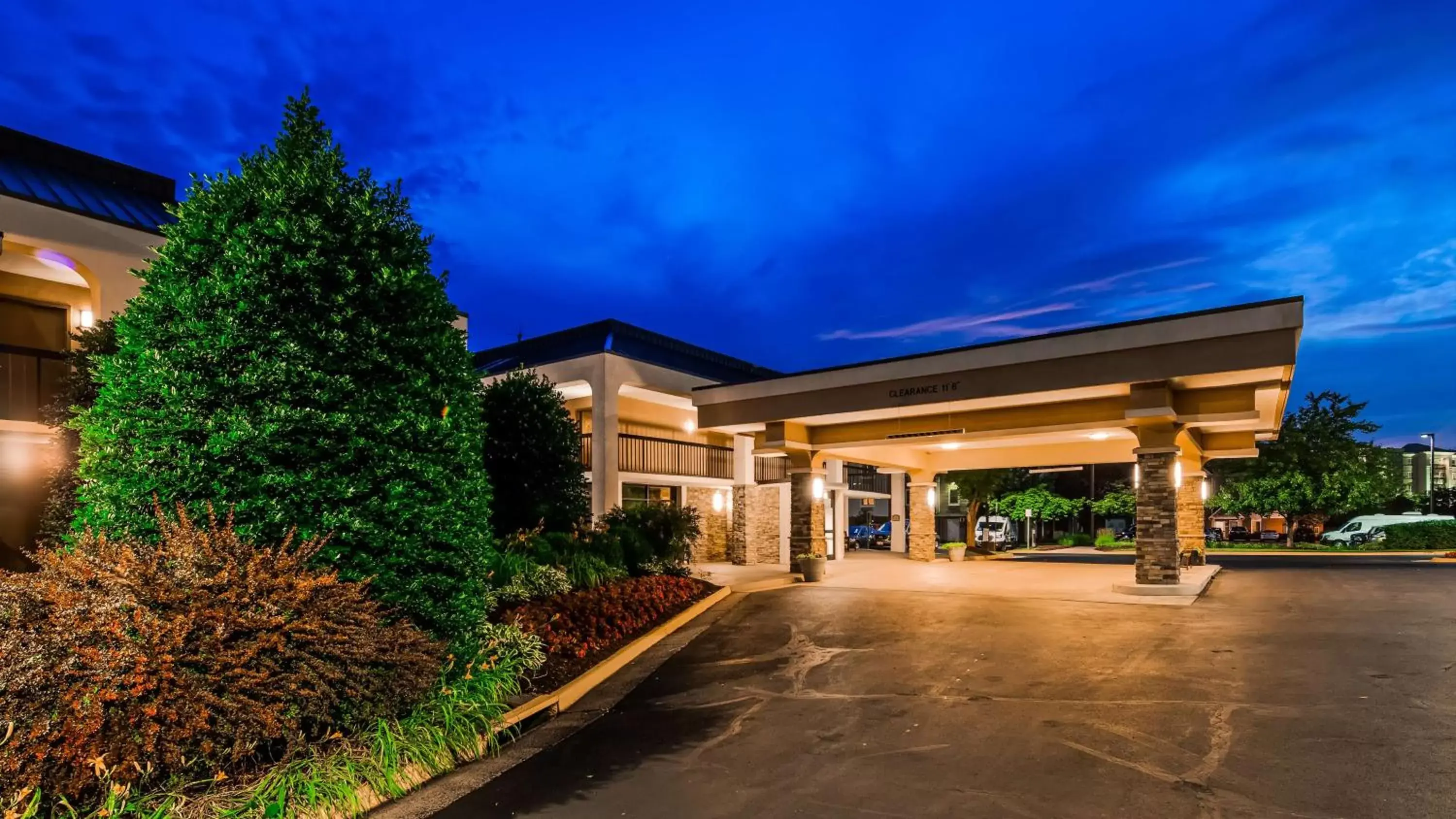 Best Western Dulles Airport Inn Best Western Dulles Airport Inn