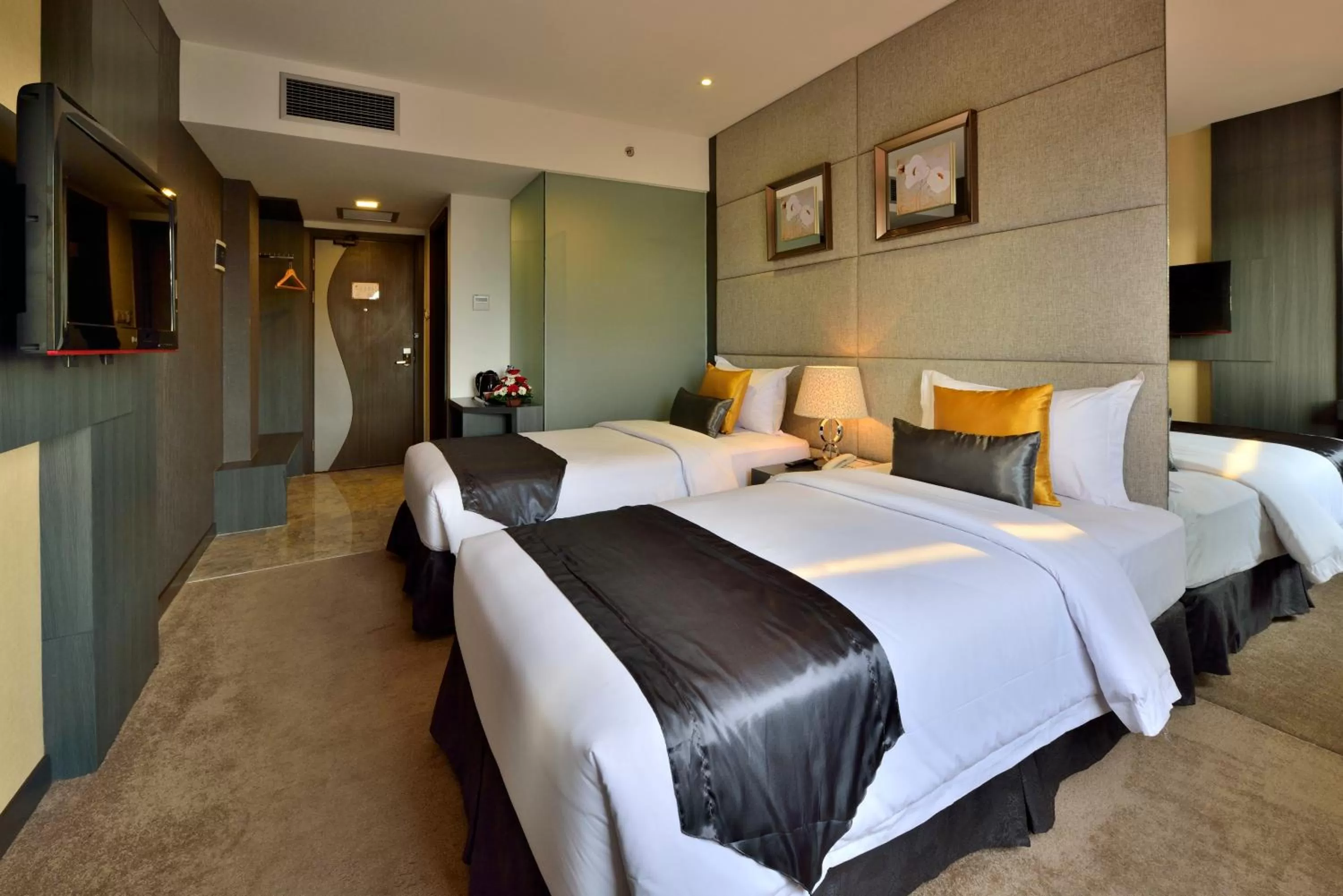 Superior Twin Room in Serela Merdeka by KAGUM Hotels