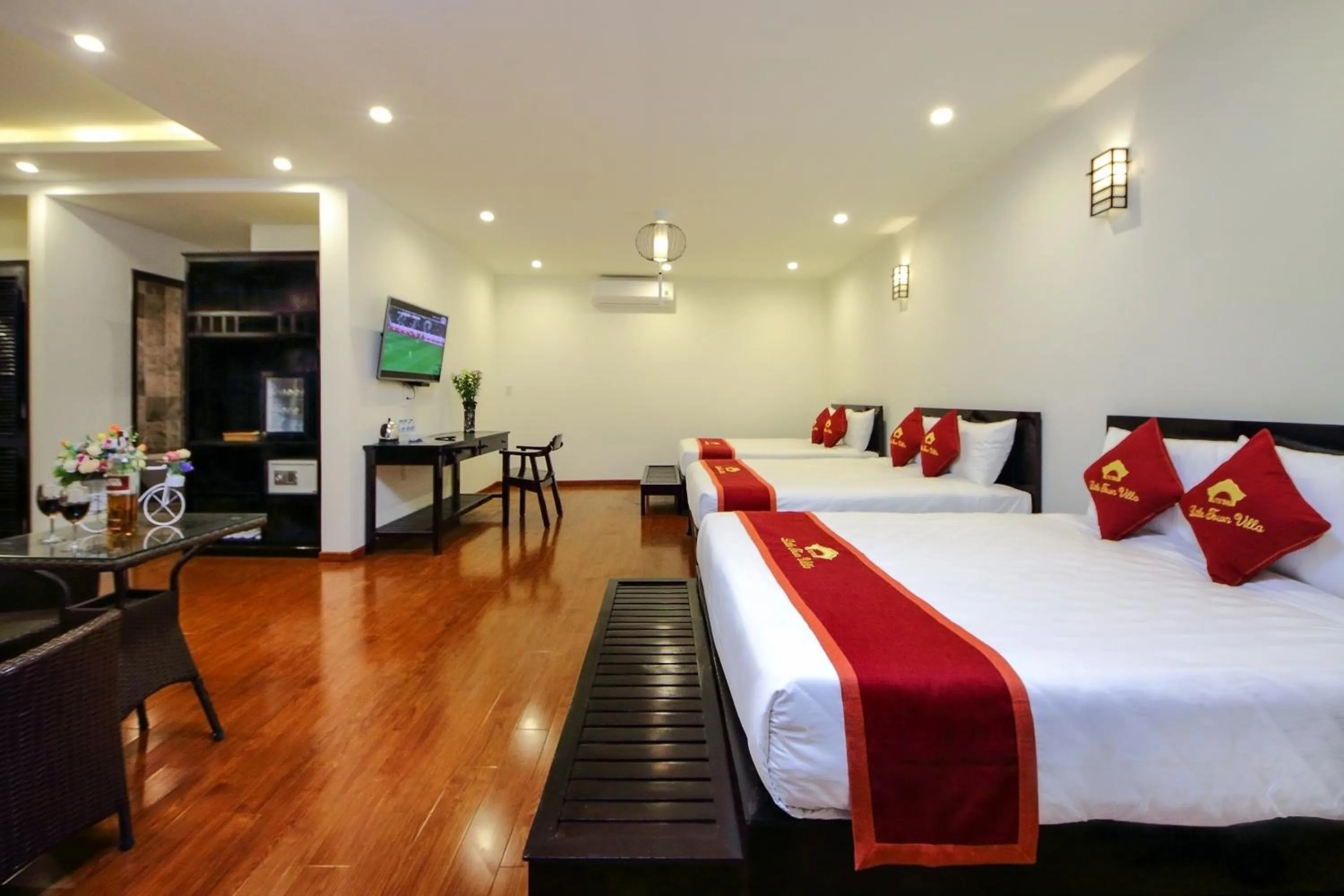 Family Room with Balcony in Little Town Villa Hoi An