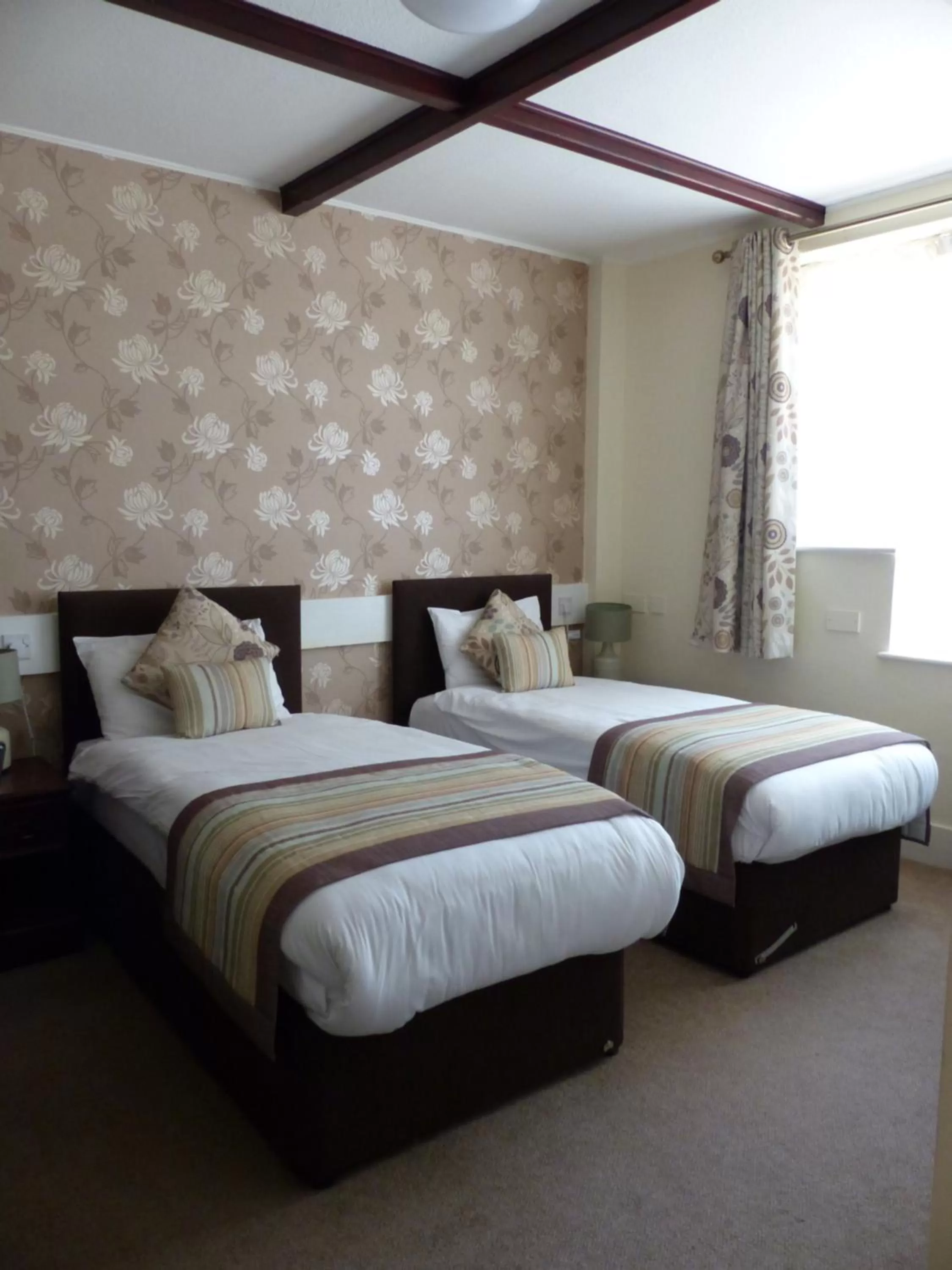 Farnham House Hotel