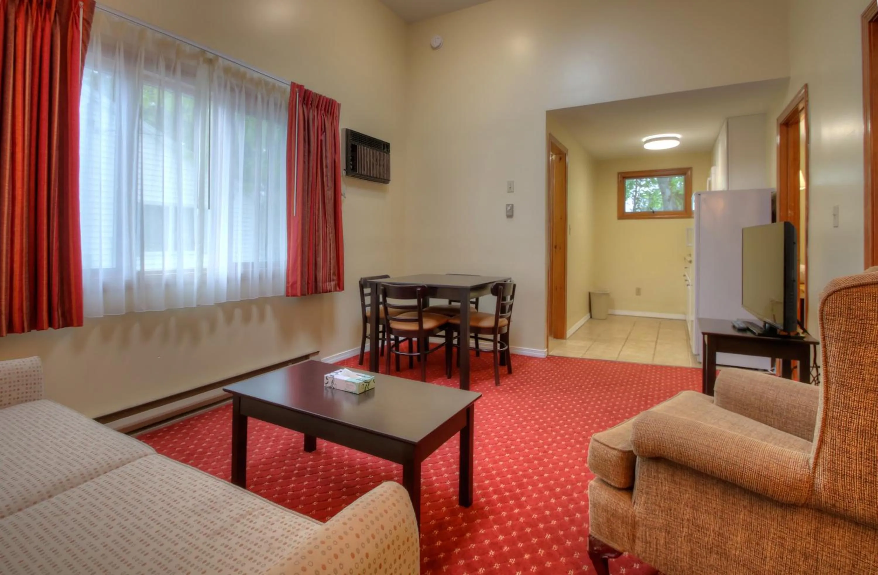 Cottage without Screened Porch in Ogunquit Tides