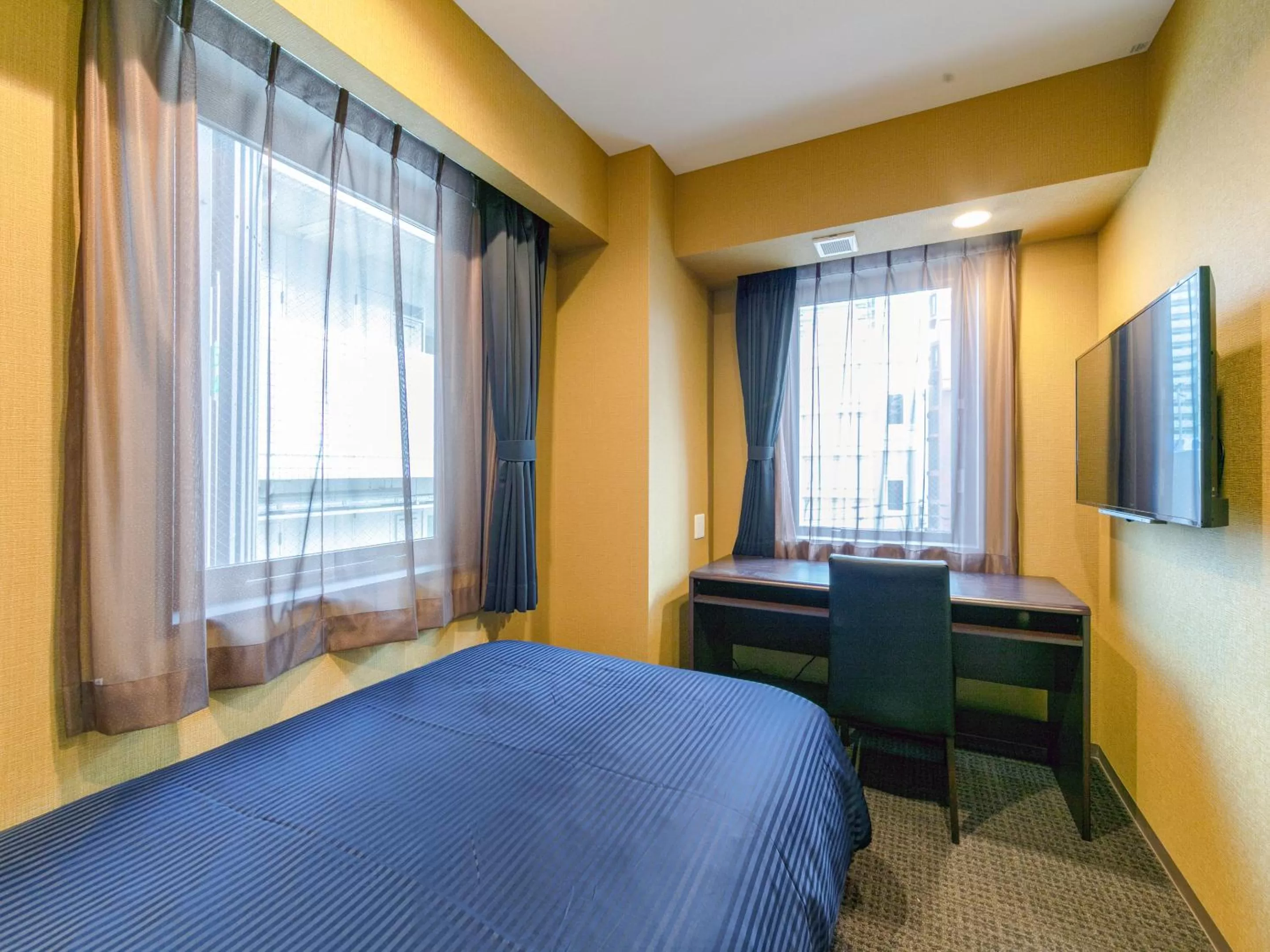 Double Room with Small Double Bed - single occupancy - Smoking in HOTEL LiVEMAX Sendai Aobadori