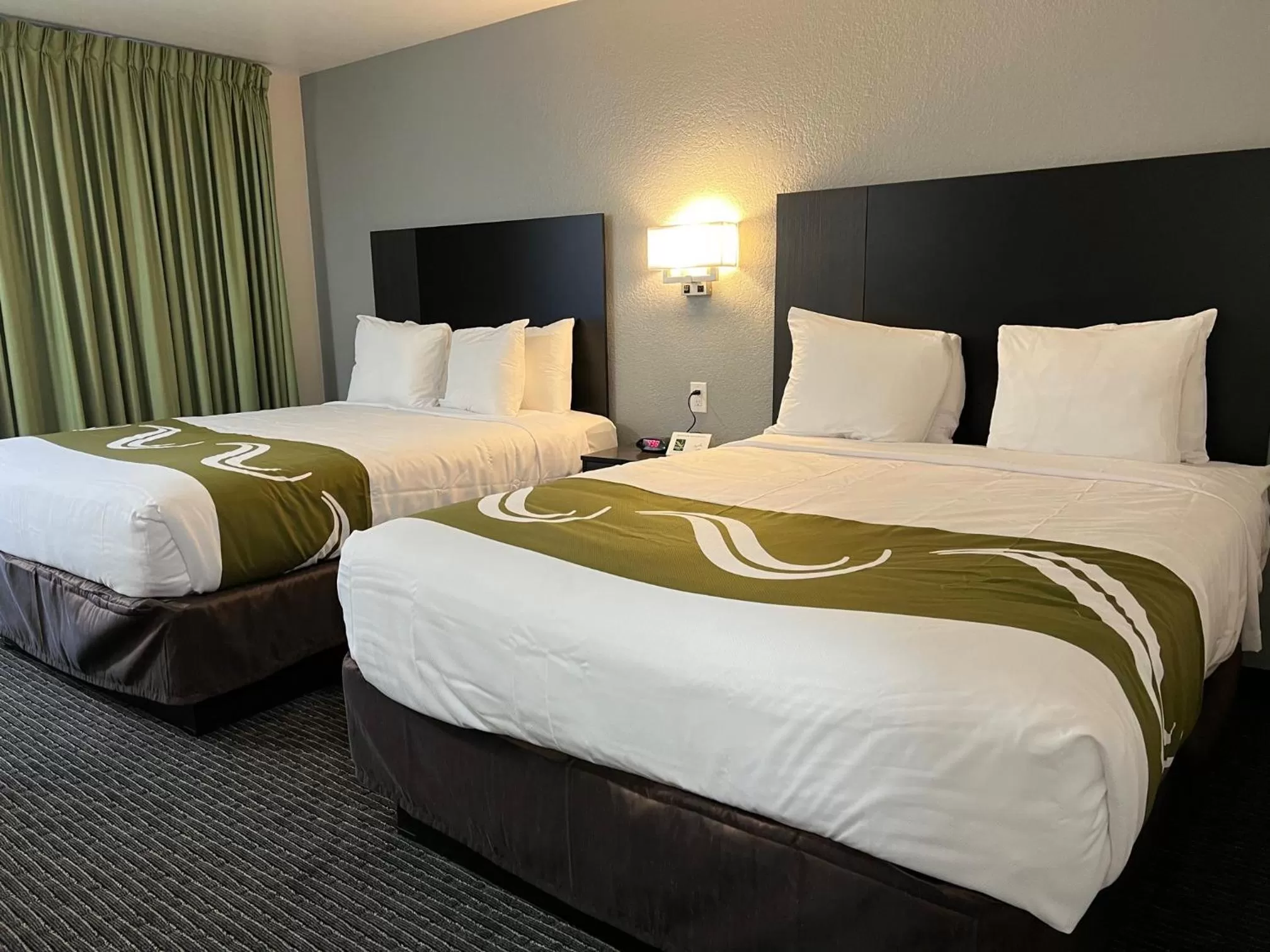 Standard Queen Room with Two Queen Beds - Non-Smoking in Quality Inn & Suites South San Jose - Morgan Hill