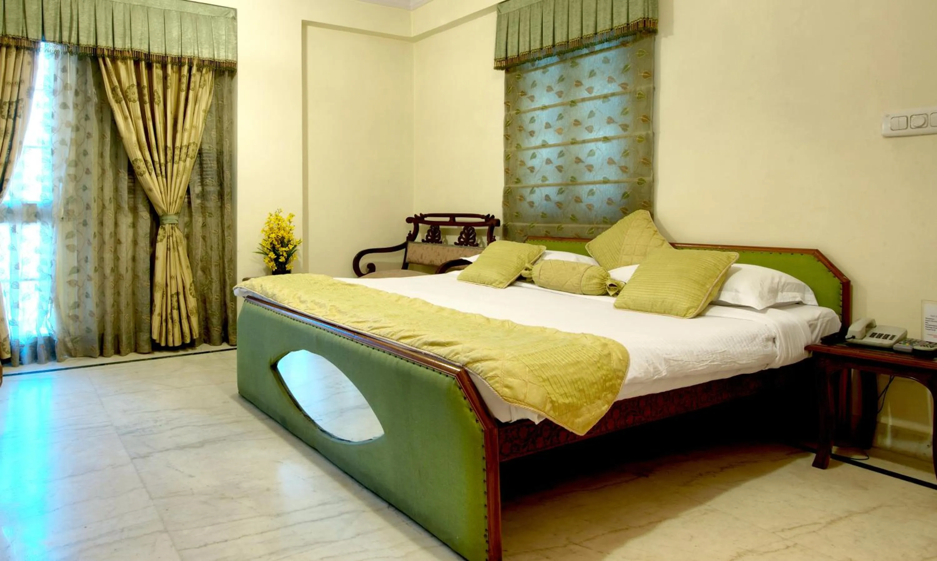 Deluxe Family Suite in Hari Mahal Palace by Pachar Group