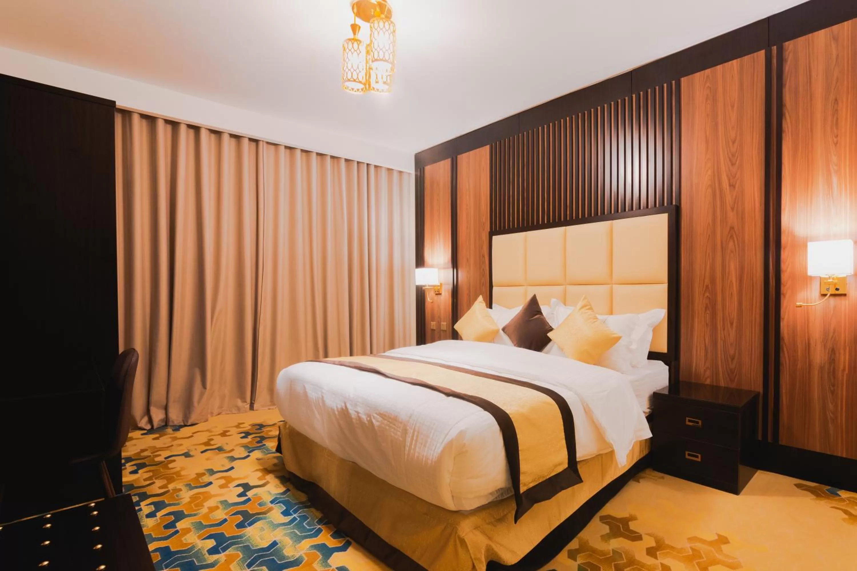 Family Suite in Golden Ship Hotel