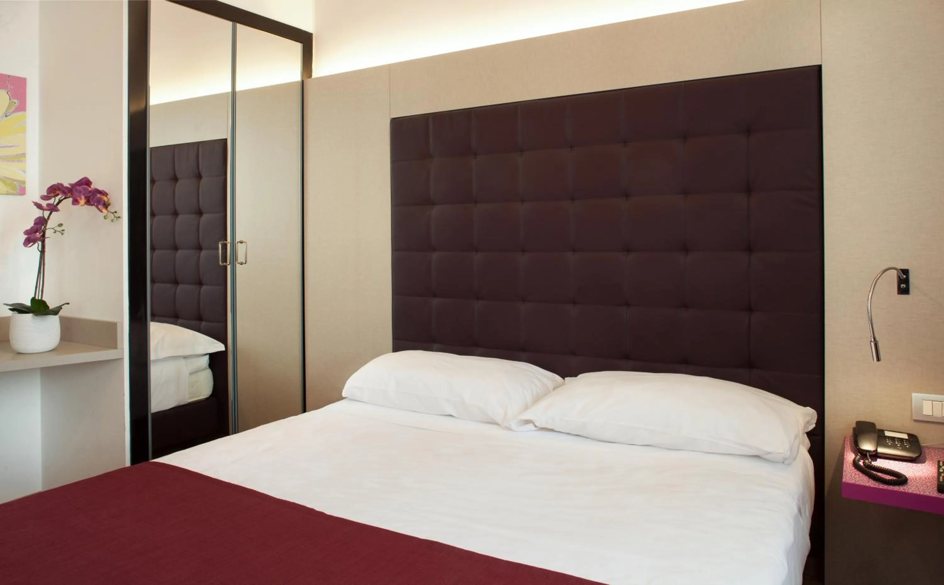 Superior Double Room with Sofa in Hotel Milano Palmanova