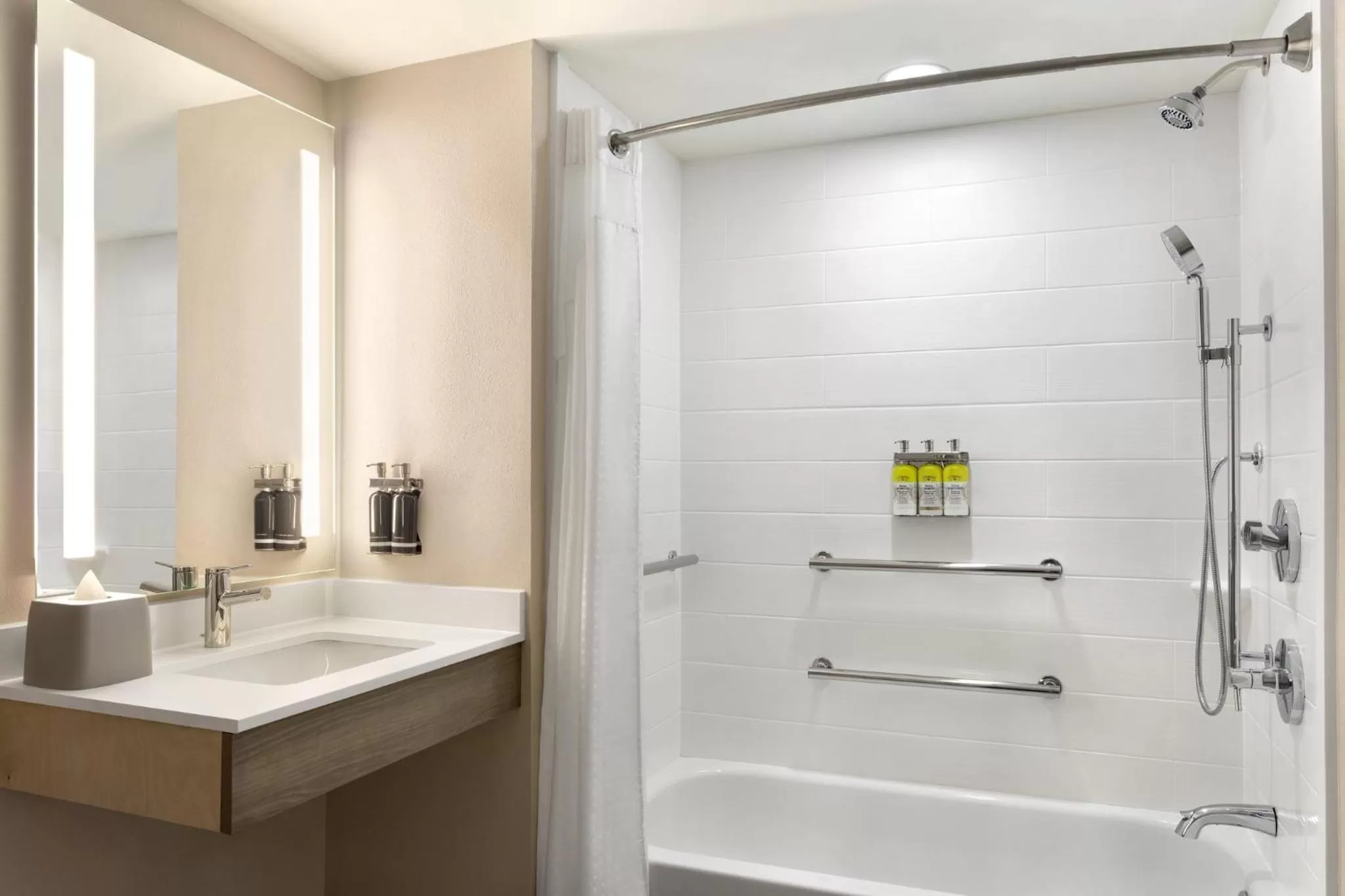 Suite with Mobility Accessible Tub - Non-Smoking in Holiday Inn Express Hotel & Suites Fort Pierce West by IHG