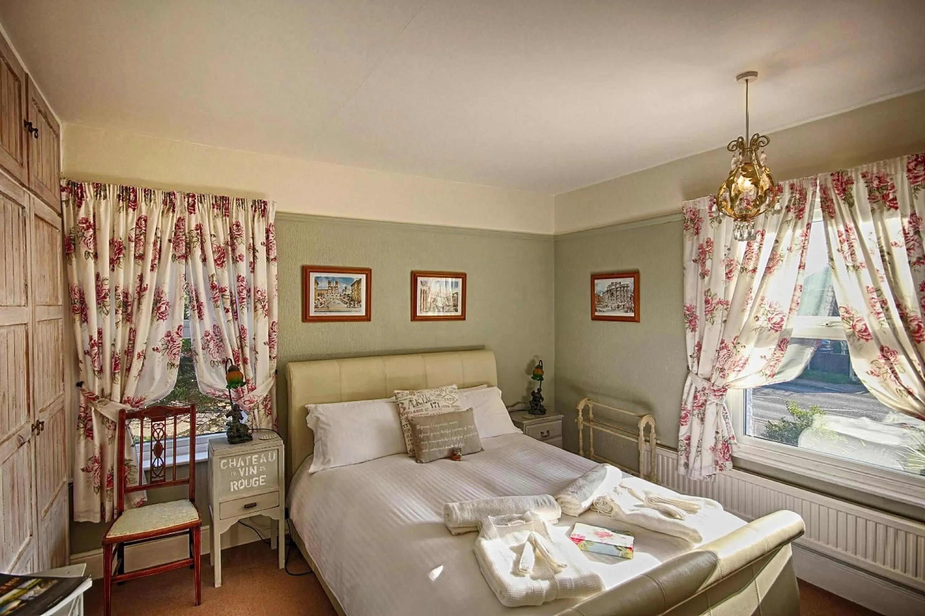 The Morston King Room in Hooray Henrys