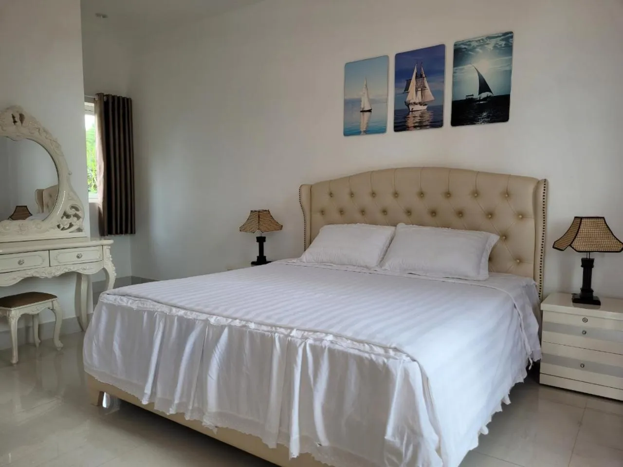 Villa - Beach Front in An Hoa Residence