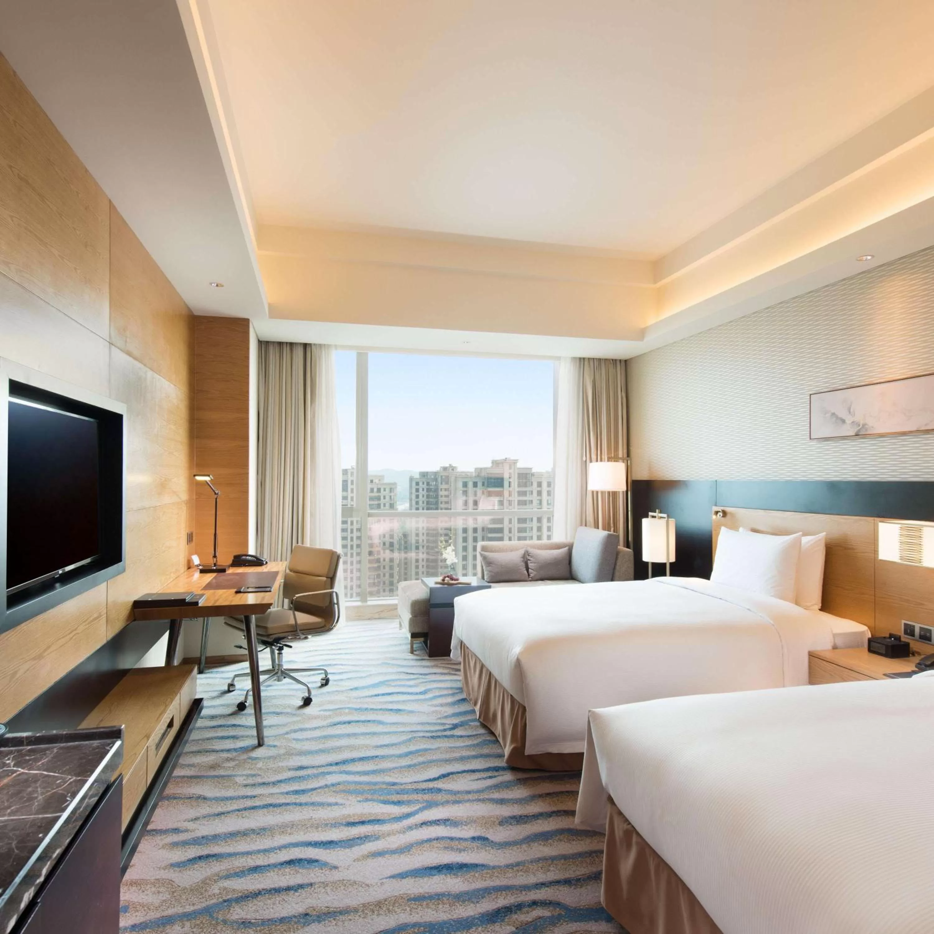 Executive Twin Room - Lounge Access in Hilton Yantai Golden Coast