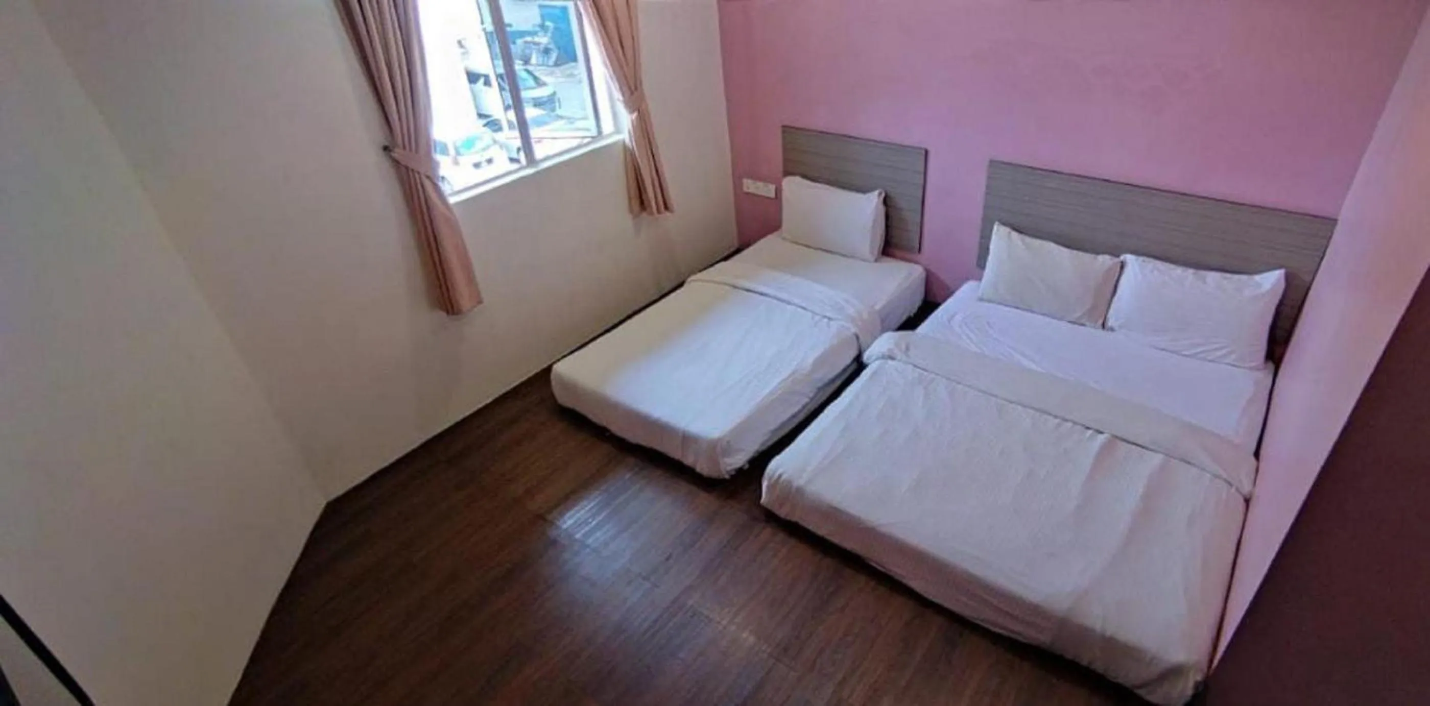Deluxe Triple Room in Dream House Hotel