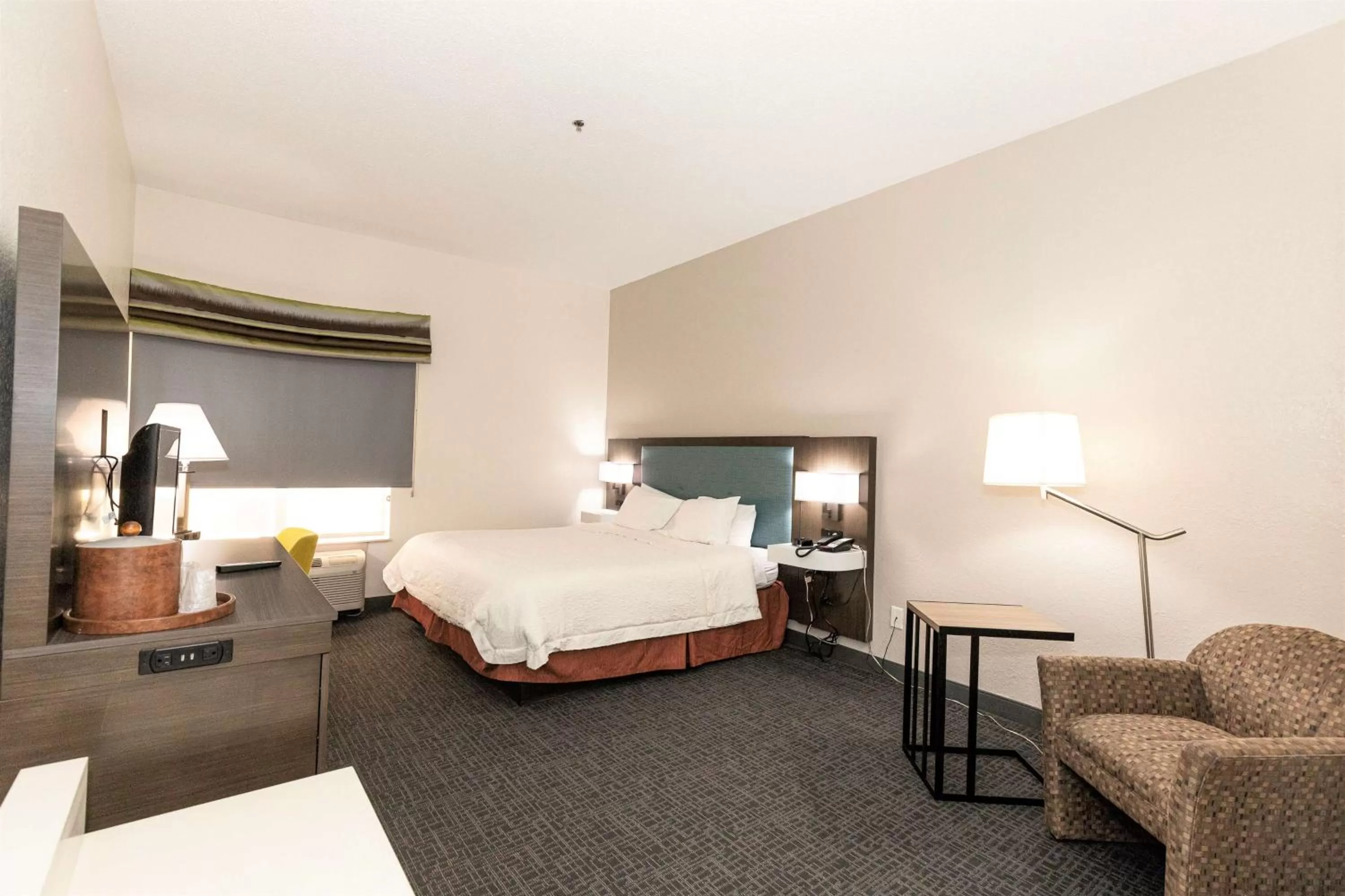 King Room in Hampton Inn Kerrville