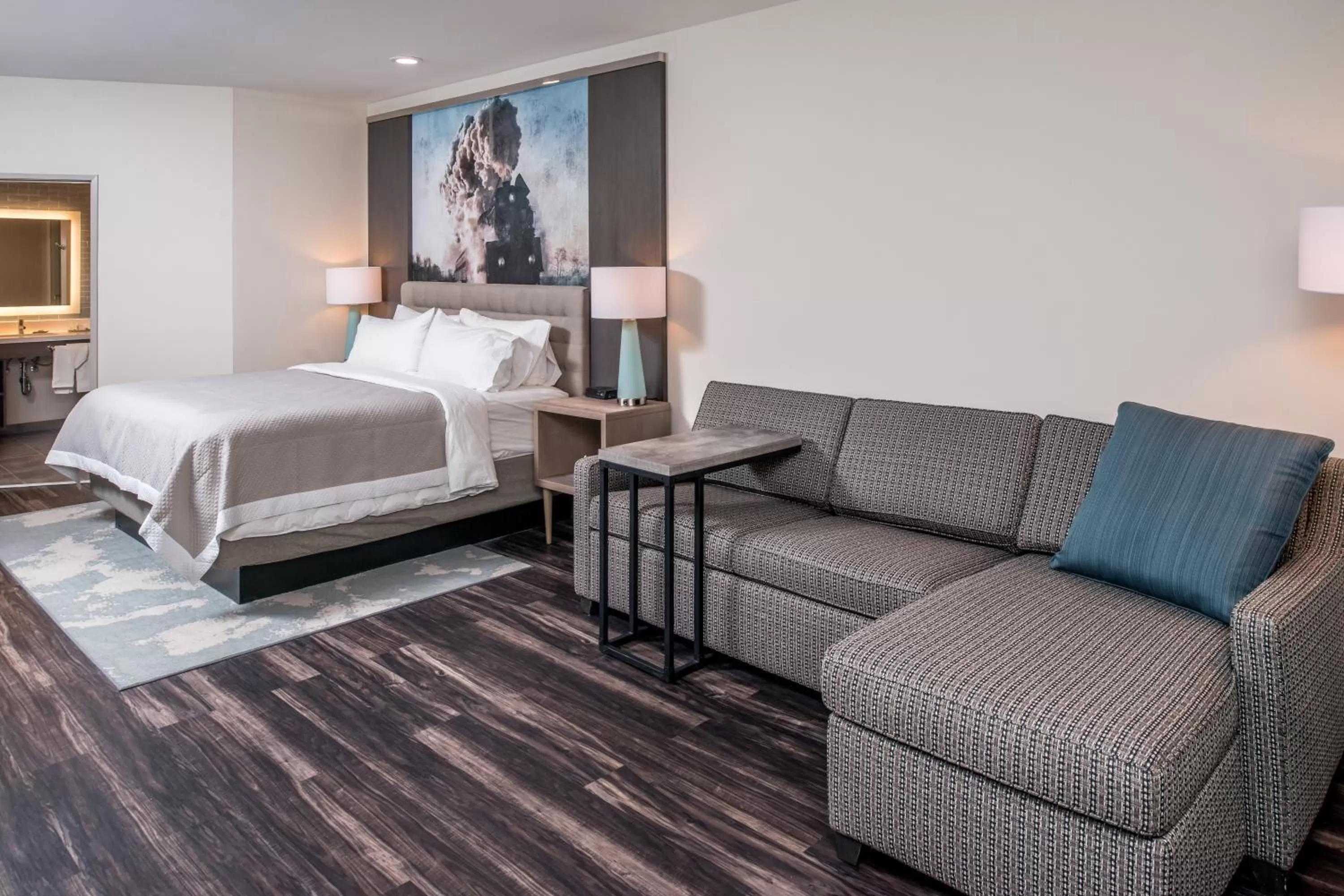 Premium King Room in Hotel Indigo Frisco by IHG